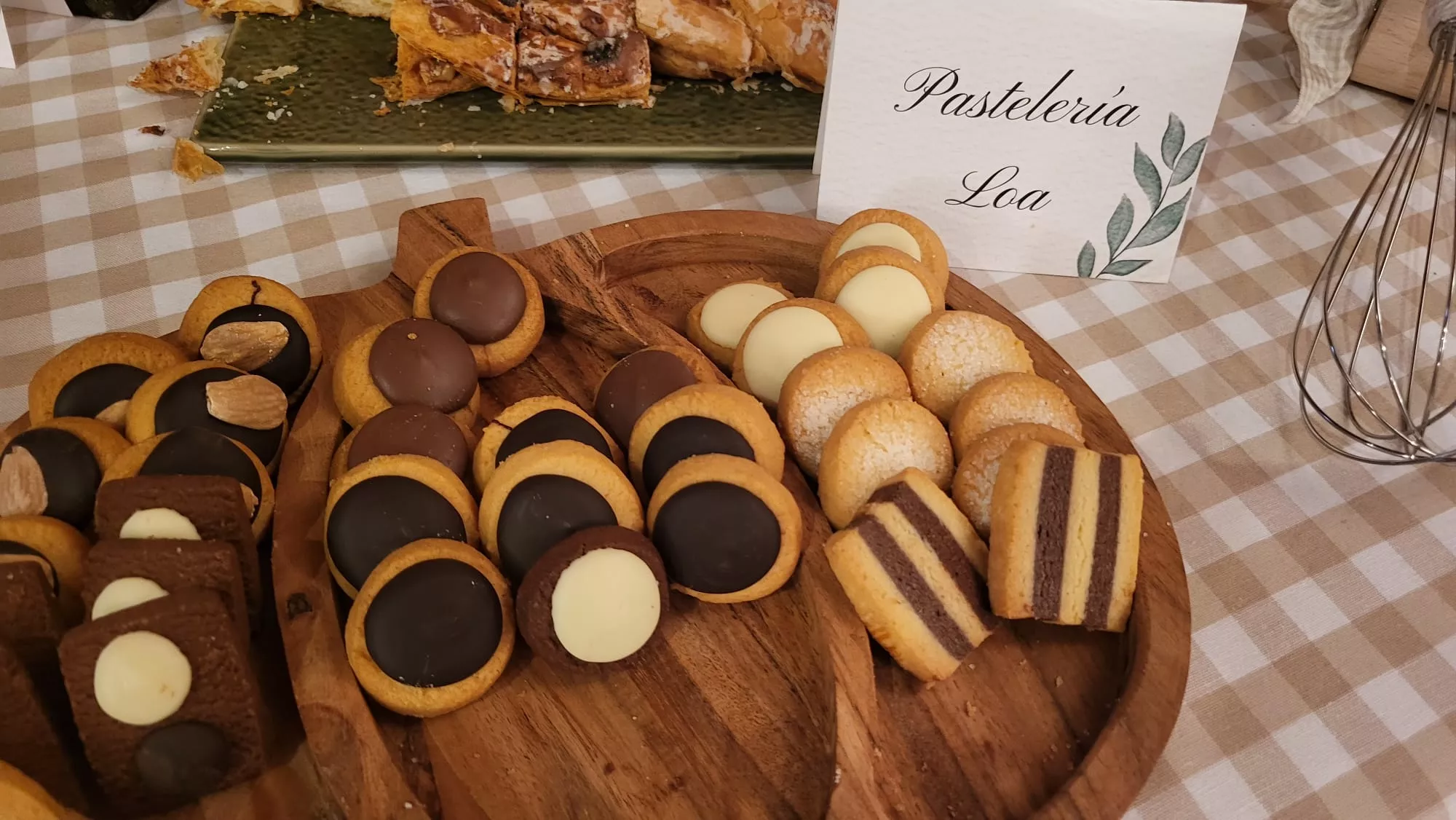 Presentación de la Feria Huesca es Dulce en el Ayuntamiento