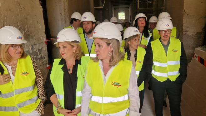 Visita a las obras de la antigua Residencia de Niños, futura Facultad de Medicina. Foto Myriam Martínez Visita a las obras de la antigua Residencia de Niños, futura Facultad de Medicina. Foto Myriam Martínez