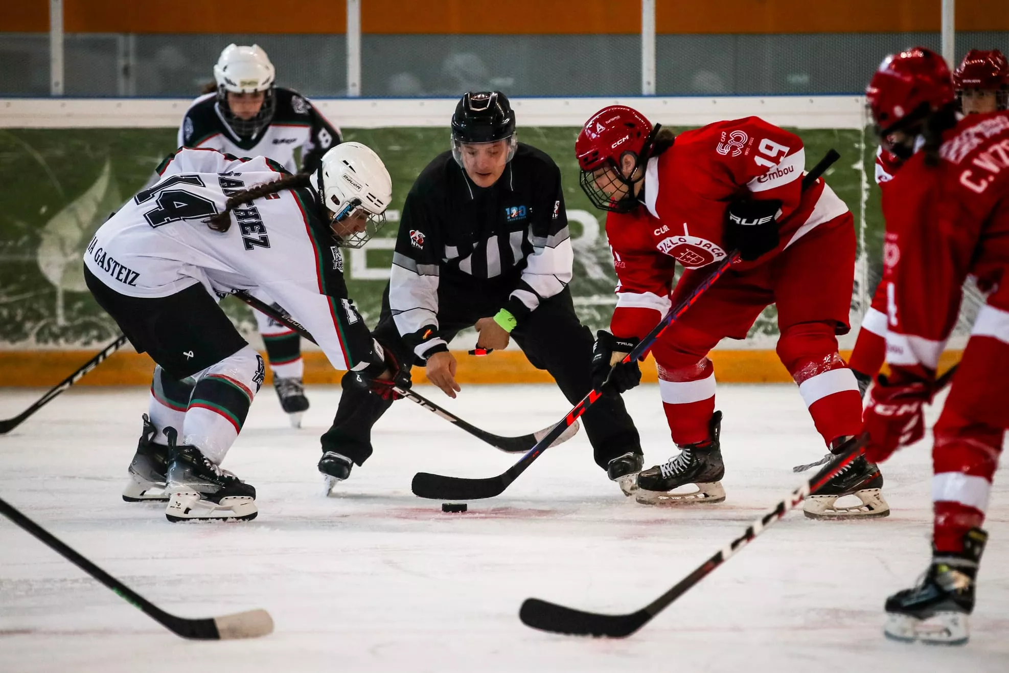 CHJ TÁRTALO FEMENINO FOTO CHJ LUCIA BENAISA (2) CHJ TÁRTALO FEMENINO FOTO CHJ LUCIA BENAISA (2)