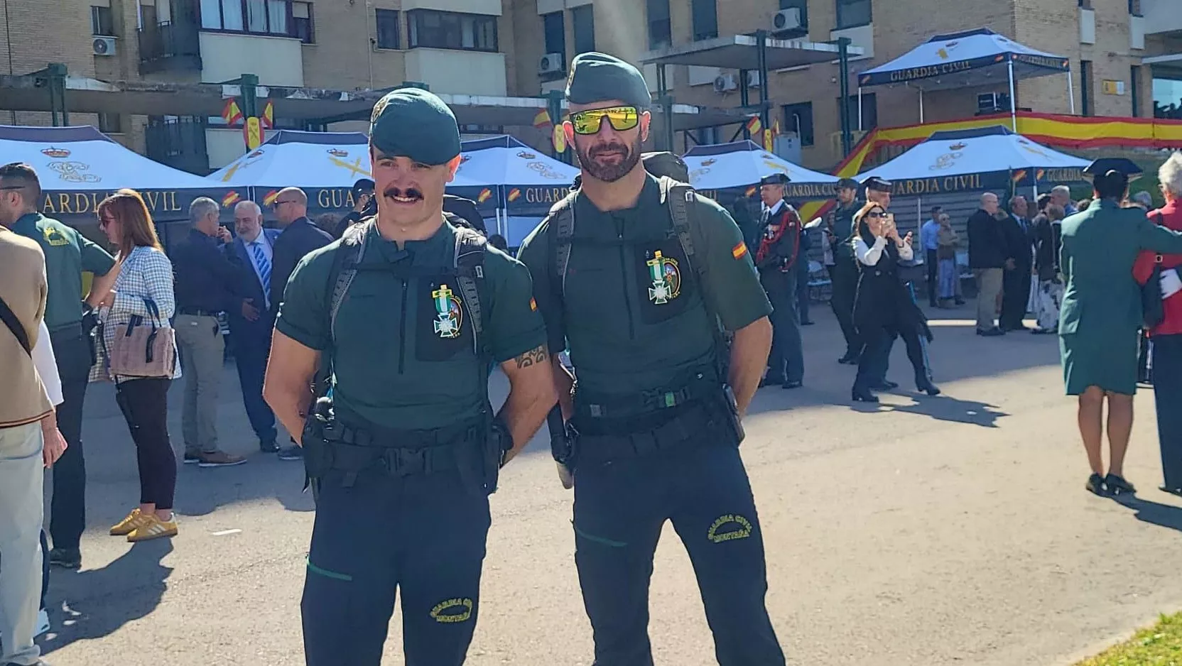 Sergio Martín y Eric de Cimas, condecorados por un rescate en Ordesa. Foto Mercedes Manterola