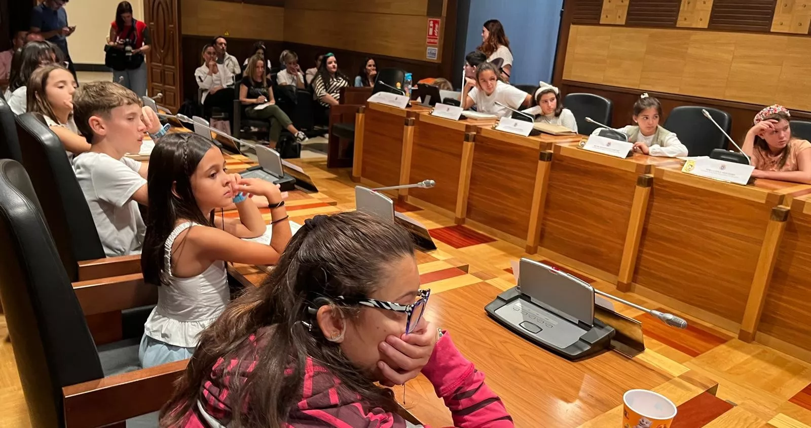 Constitución del nuevo consejo de la Ciudad de las Niñas y los Niños de Huesca. Foto Mercedes Manterola