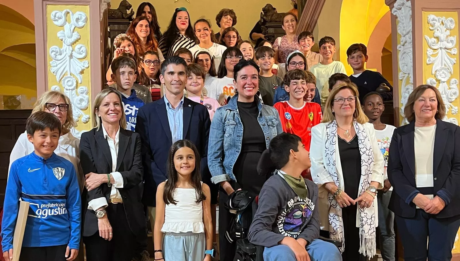 Constitución del nuevo consejo de la Ciudad de las Niñas y los Niños de Huesca. Foto Mercedes Manterola