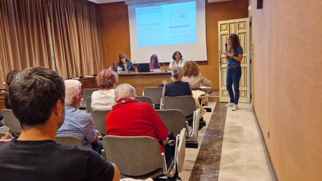 Jornadas sobre Didáctica de la Historia con Clara de Frutos y Cristina Hombrados Jornadas sobre Didáctica de la Historia con Clara de Frutos y Cristina Hombrados