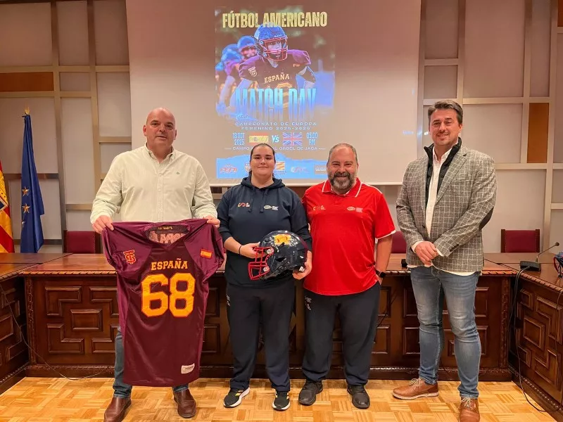 Presentación del partido en Jaca.