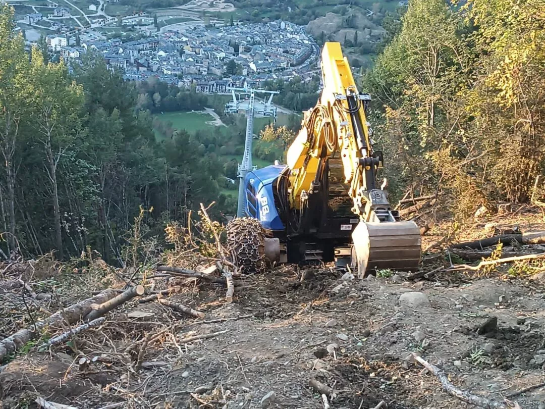 El Juzgado de Huesca da la razón a SOS Ribagorza y anula el proyecto de la telecabina de Benasque-Cerler.