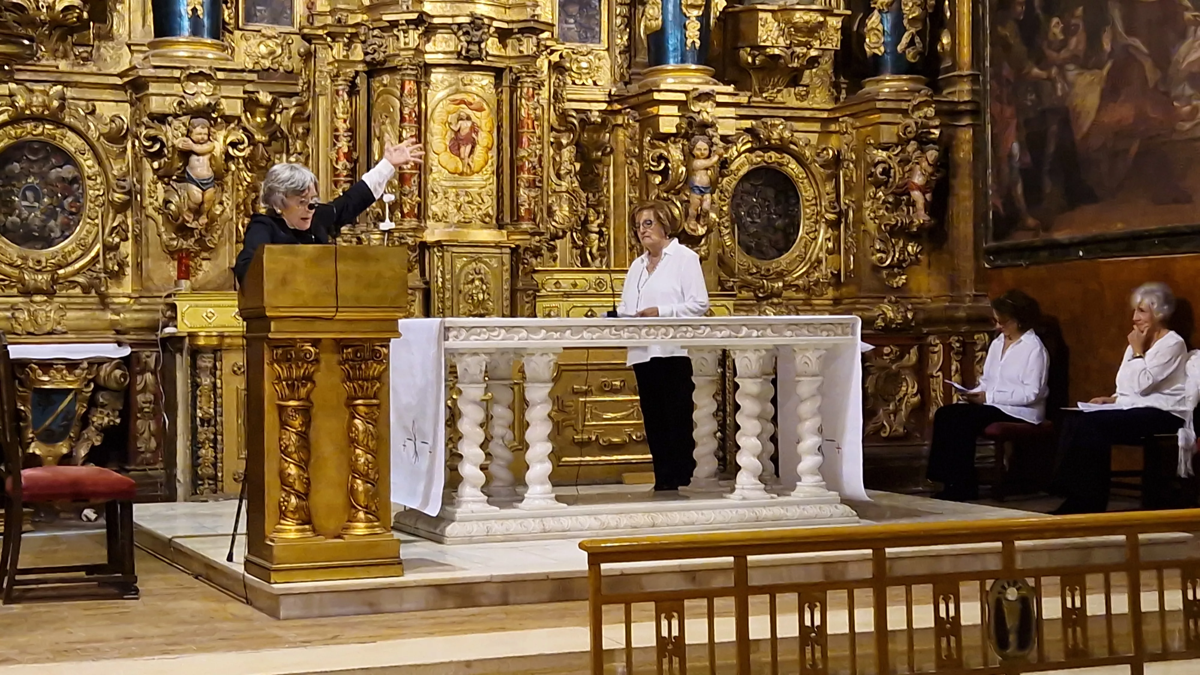 Representación de Loa en la Iglesia de Santa Teresa 2025. Foto Myriam Martínez