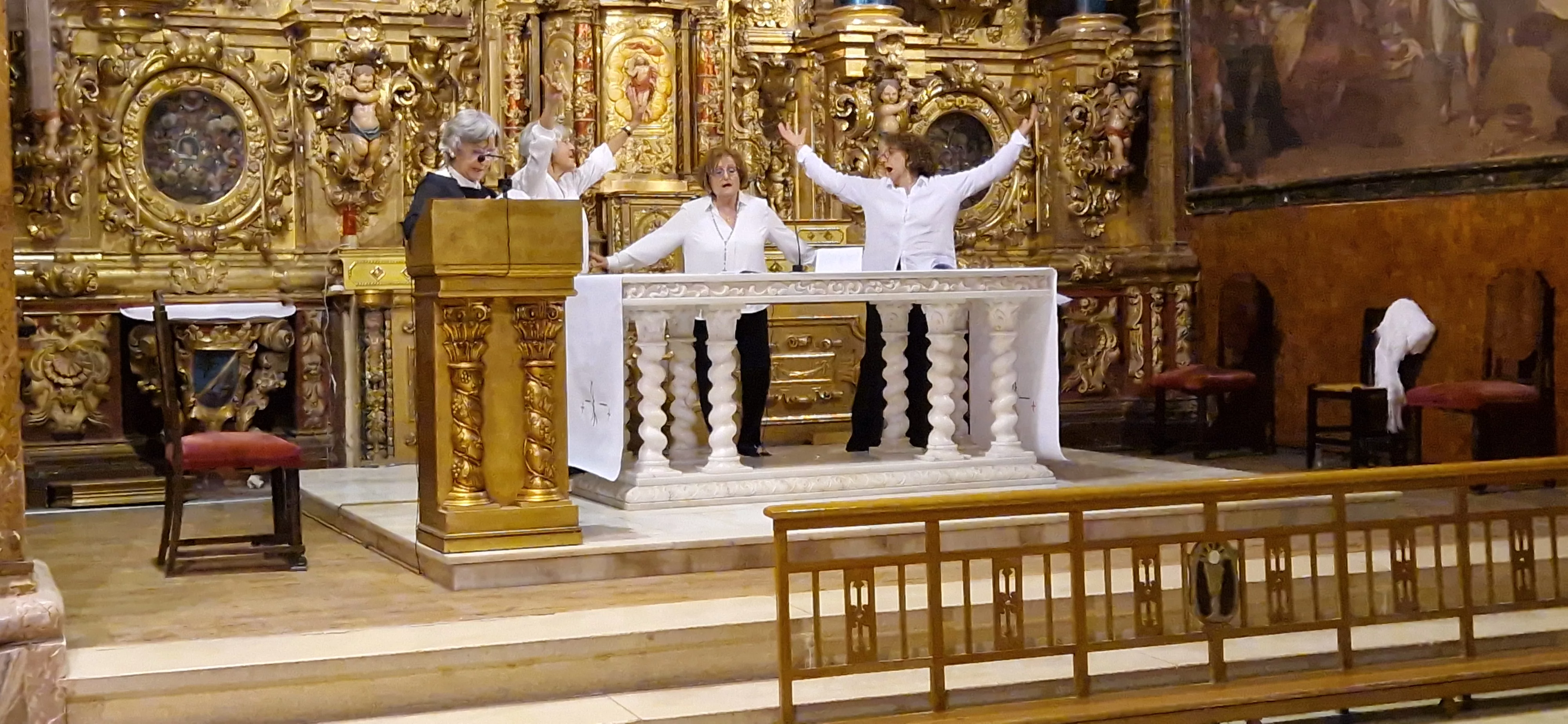 Representación de Loa en la Iglesia de Santa Teresa 2025. Foto Myriam Martínez
