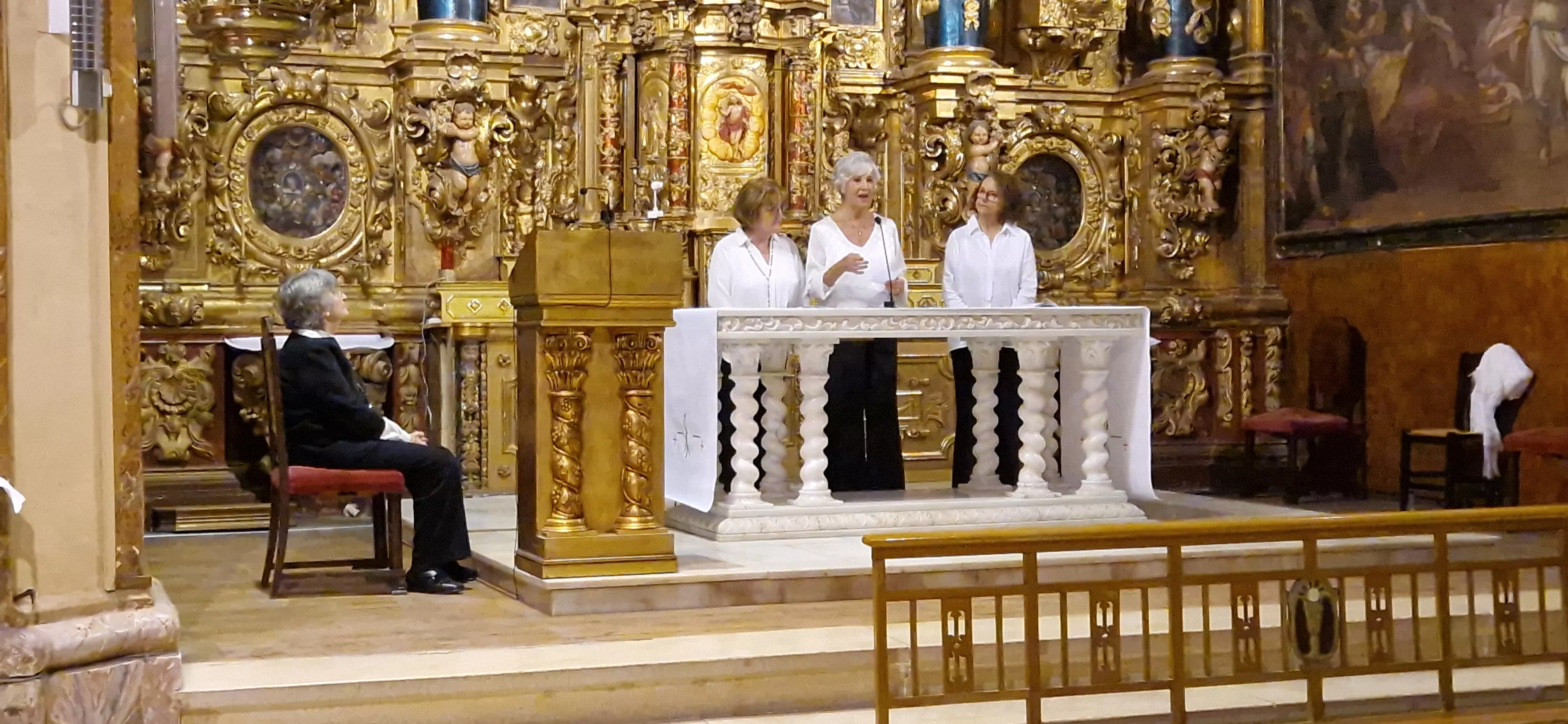 Representación de Loa en la Iglesia de Santa Teresa 2025. Foto Myriam Martínez