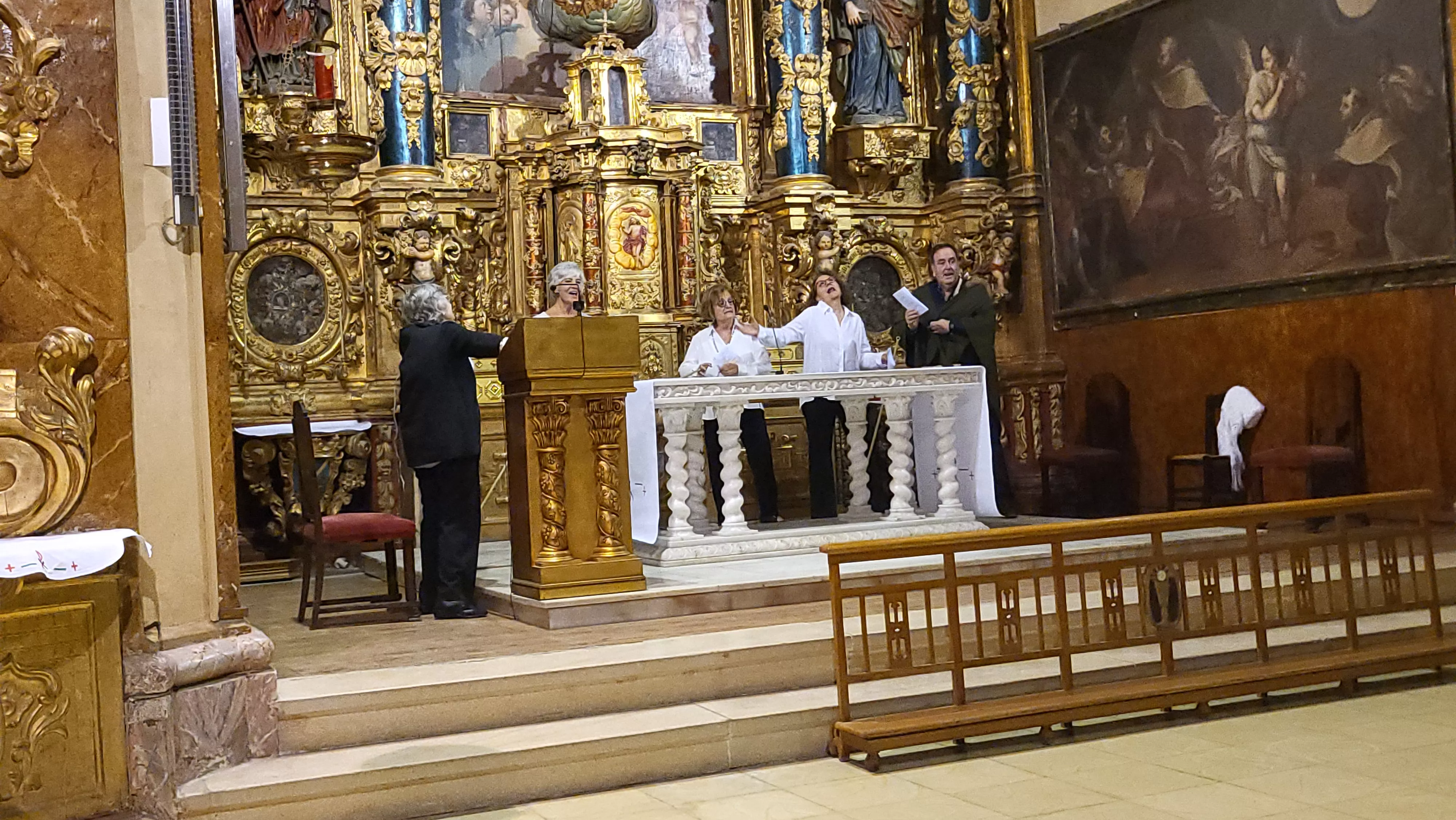 Representación de Loa en la Iglesia de Santa Teresa 2025. Foto Myriam Martínez