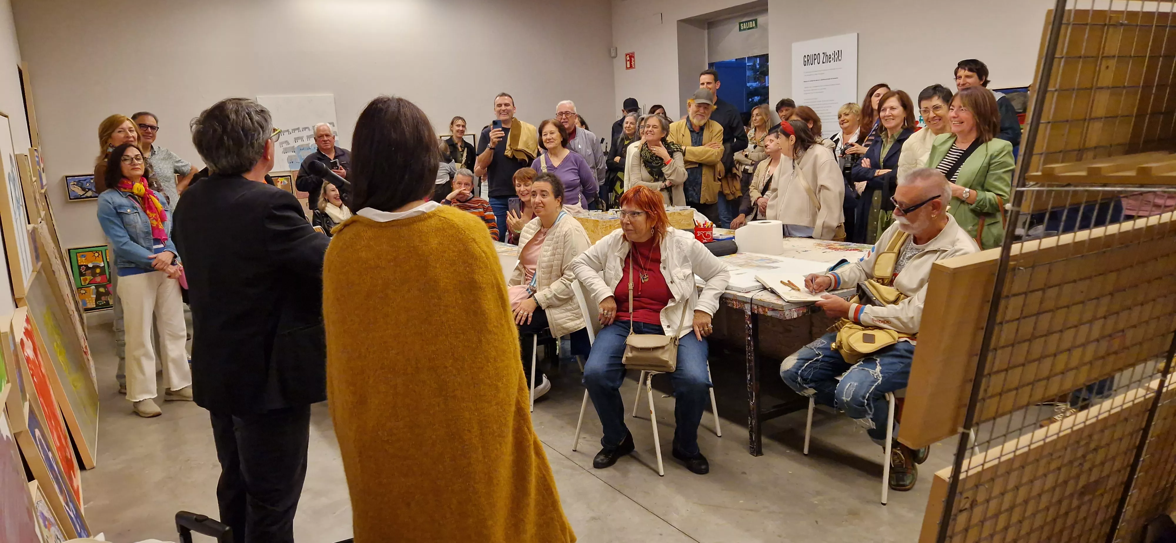 Exposición del Grupo Zhebra como preludio de las jornadas “Infancia, Vanguardias y Primitivos”. Foto Myriam Martínez