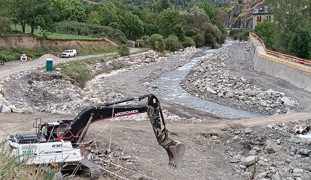 SOS Ribagorza pide la paralización inmediata de la telecabina Benasque-Cerler tras la sentencia.