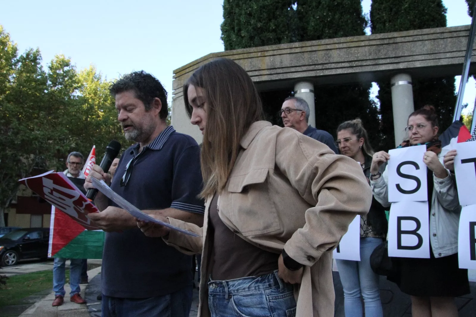 Concentración de CCOO en apoyo a Palestina en el Monumento de la Paz. Foto Carlos Neofato 