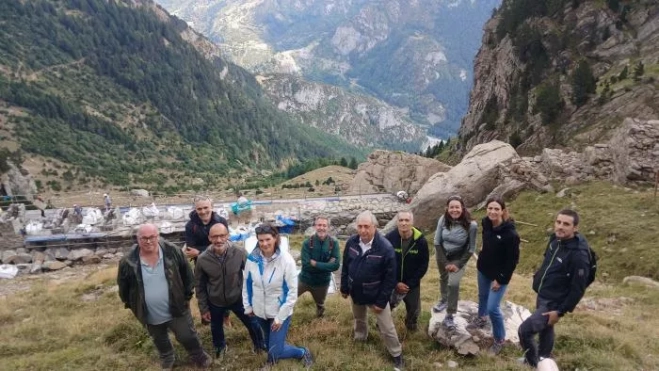 Visita de responsables del Departamento de Medio Ambiente y de Tragsa a las obras en Canfranc Estación. Foto DGA Visita de responsables del Departamento de Medio Ambiente y de Tragsa a las obras en Canfranc Estación. Foto DGA