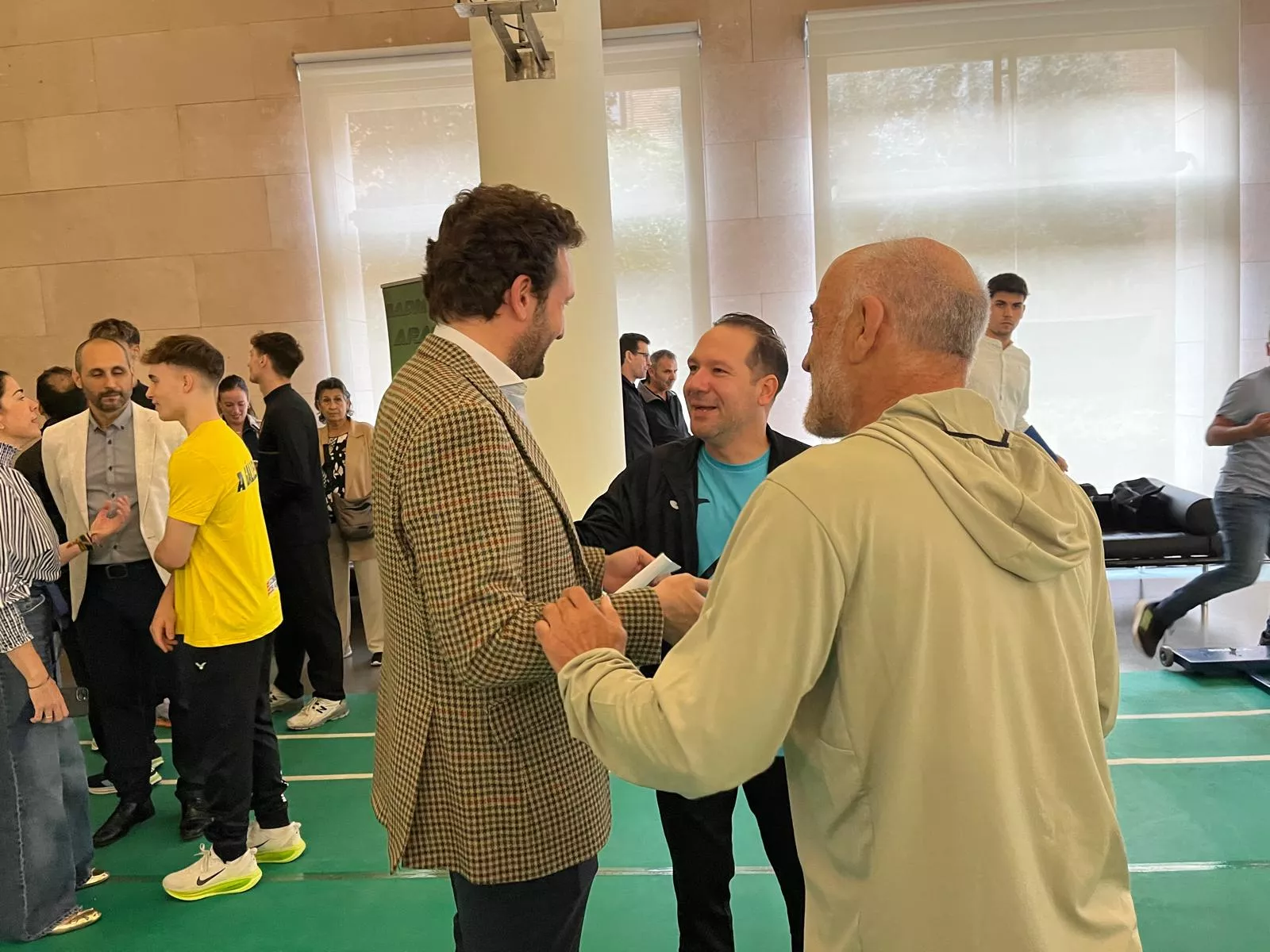 Presentación de la temporada del Bádminton "Tu Provincia Huesca la Magia". Foto: Adri Mora