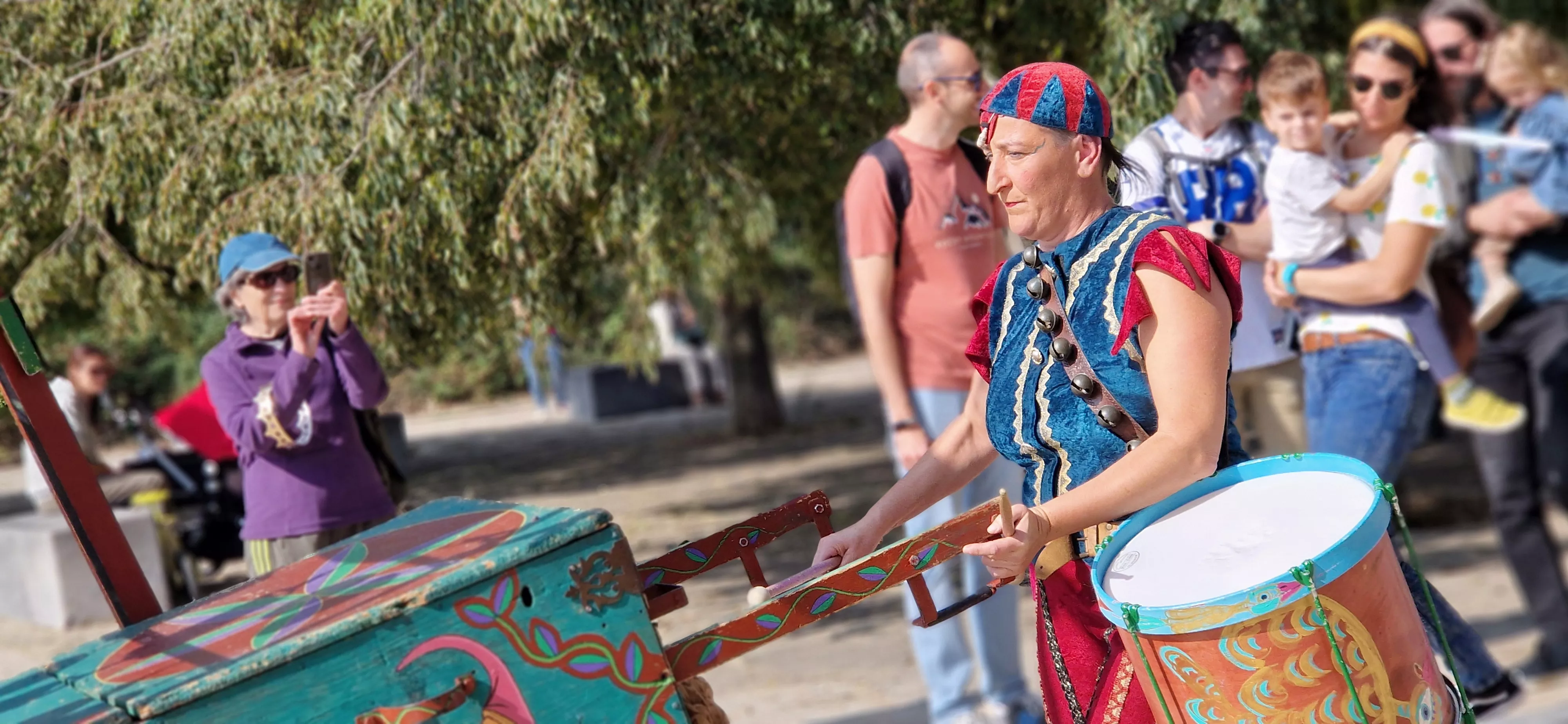 Festival Enclaves del Grial con los Titiriteros de Binéfar en la ermita de Loreto. Foto Myriam Martínez