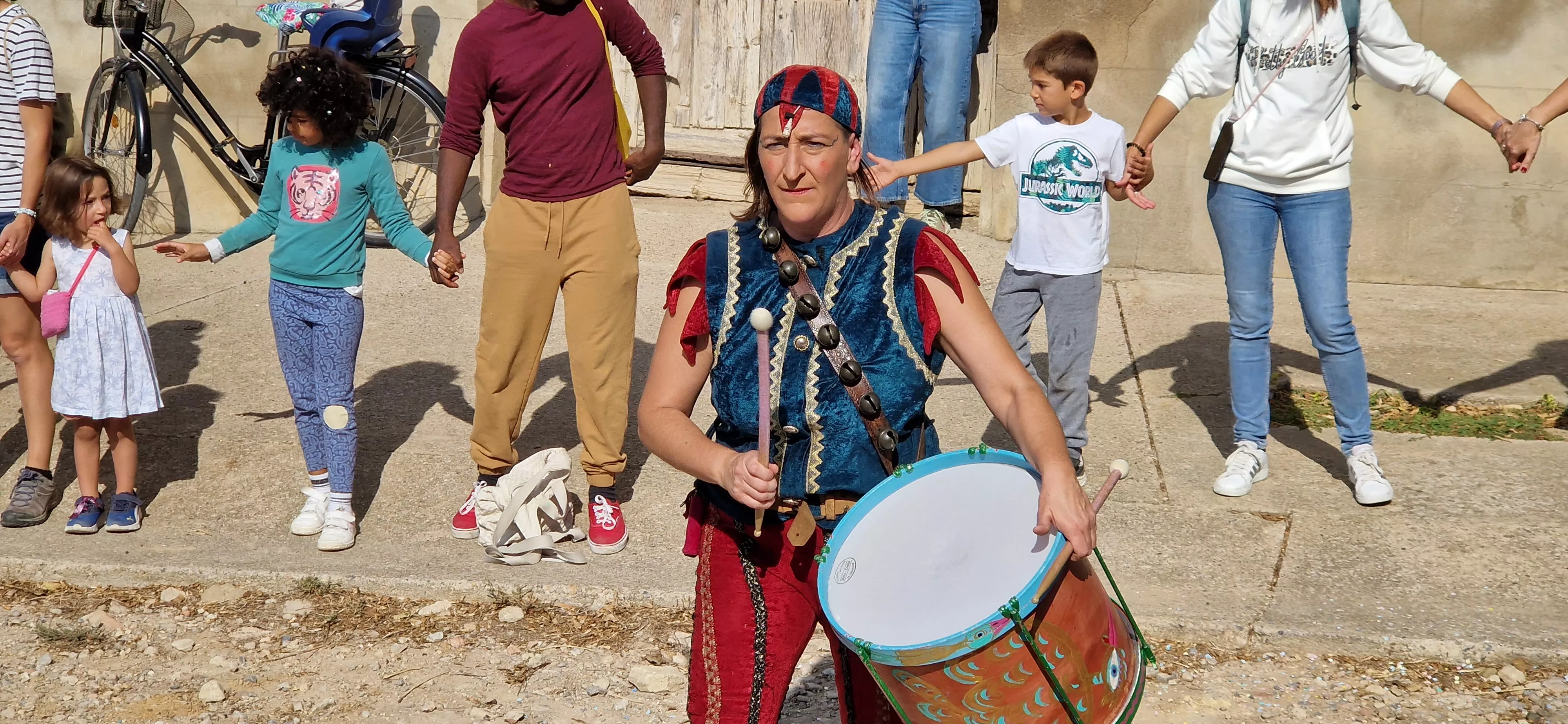 Festival Enclaves del Grial con los Titiriteros de Binéfar en la ermita de Loreto. Foto Myriam Martínez