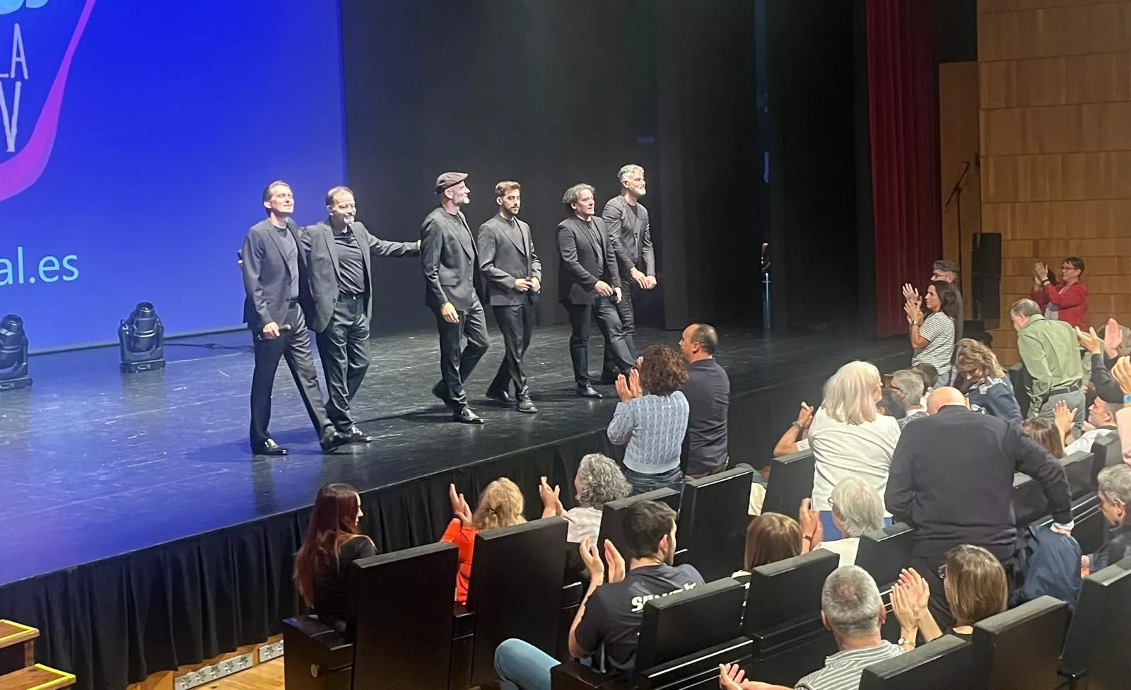 Actuación de B Vocal en Huesca con su espectáculo “Cantando a los 30”. Foto Mercedes Manterola