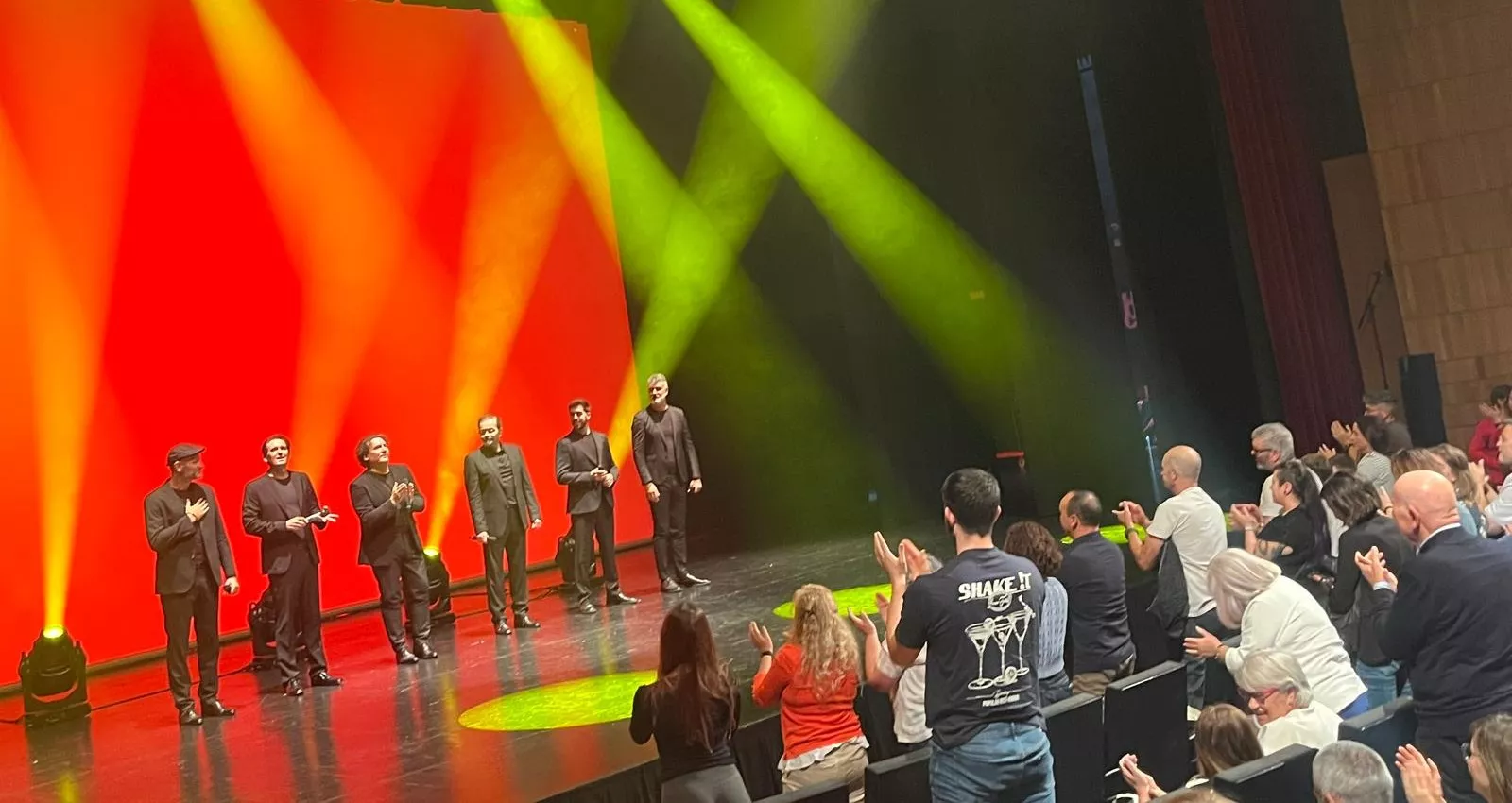 Actuación de B Vocal en Huesca con su espectáculo “Cantando a los 30”. Foto Mercedes Manterola