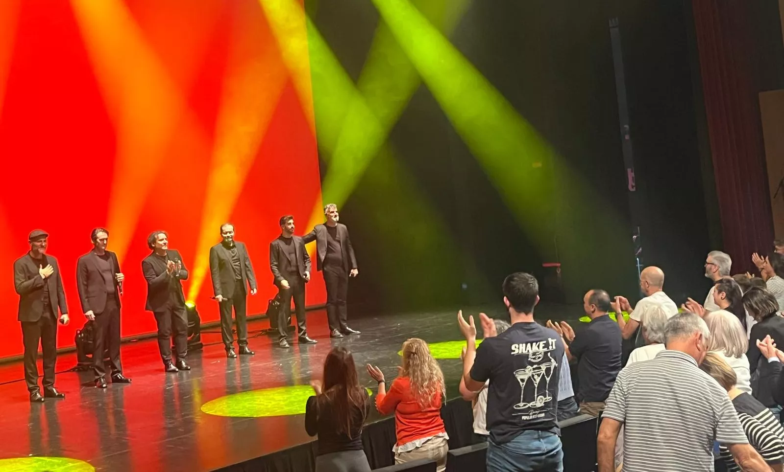 Actuación de B Vocal en Huesca con su espectáculo “Cantando a los 30”. Foto Mercedes Manterola