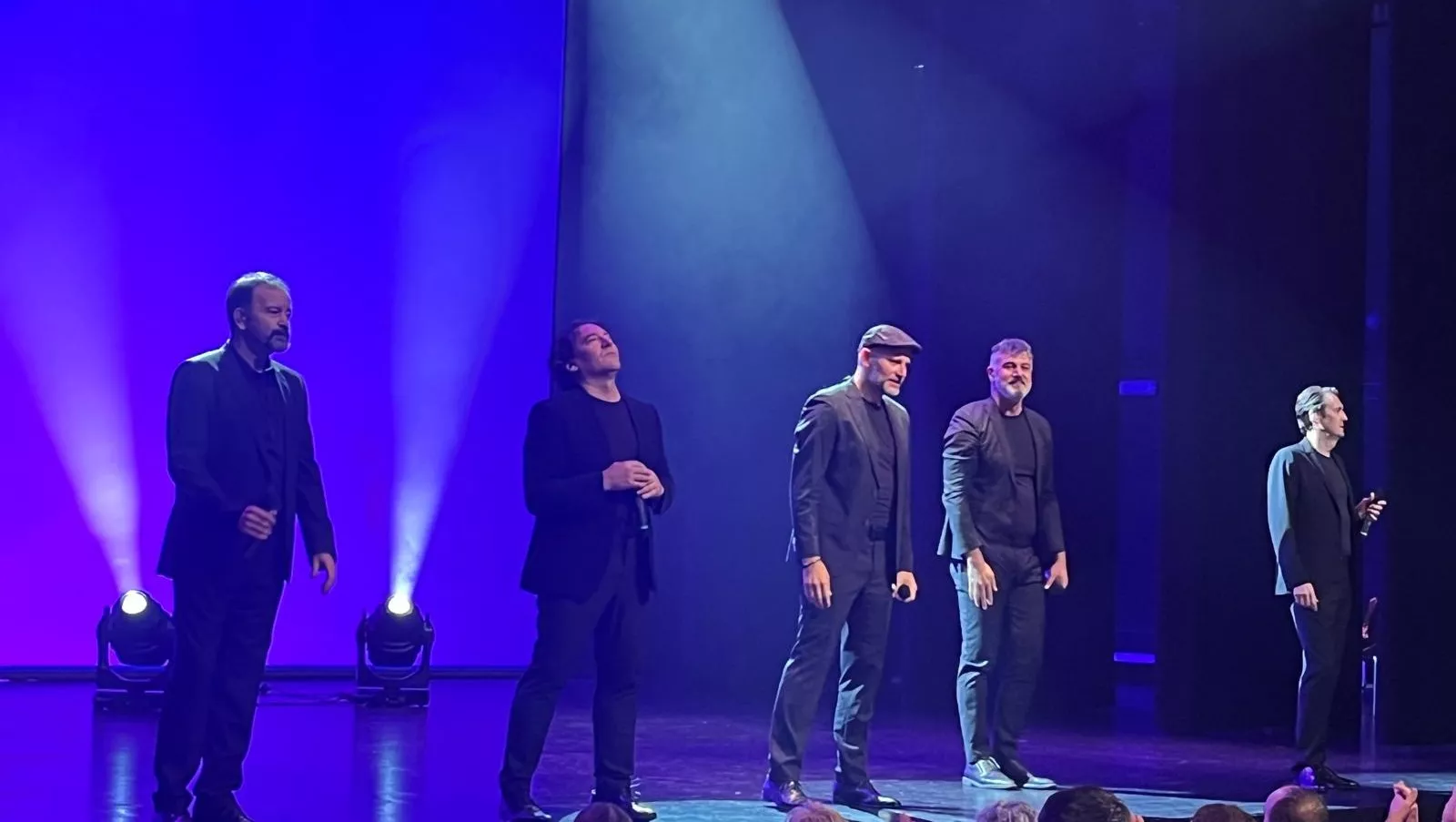 Actuación de B Vocal en Huesca con su espectáculo “Cantando a los 30”. Foto Mercedes Manterola