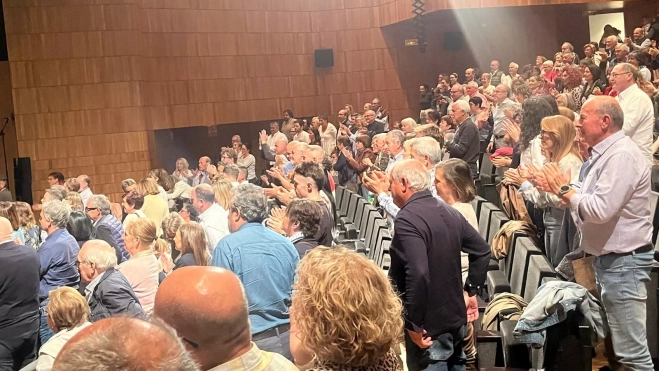 Actuación de B Vocal en Huesca con su espectáculo “Cantando a los 30”. Foto Mercedes Manterola