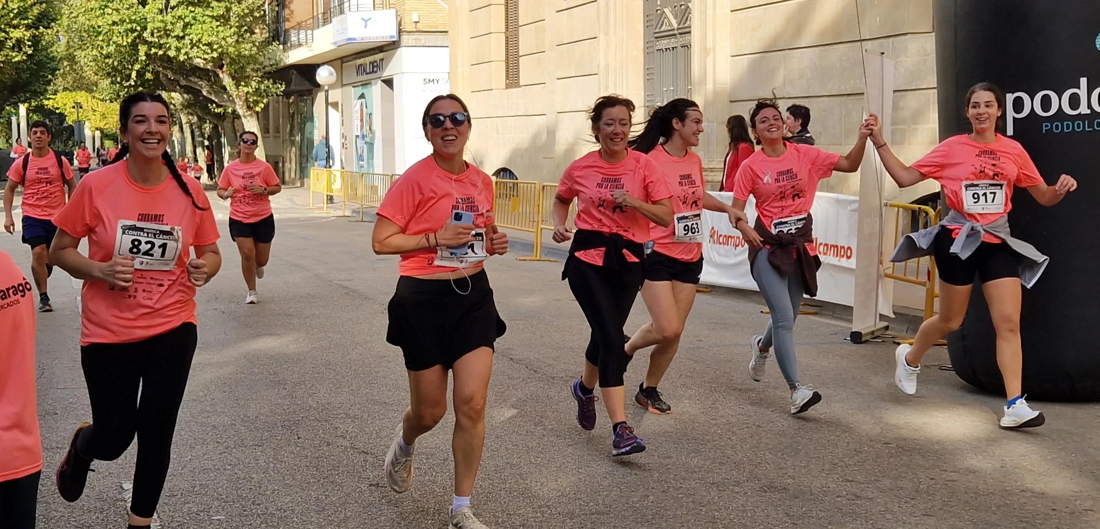 XI Carrera contra el Cáncer de Huesca. Foto Myriam Martínez