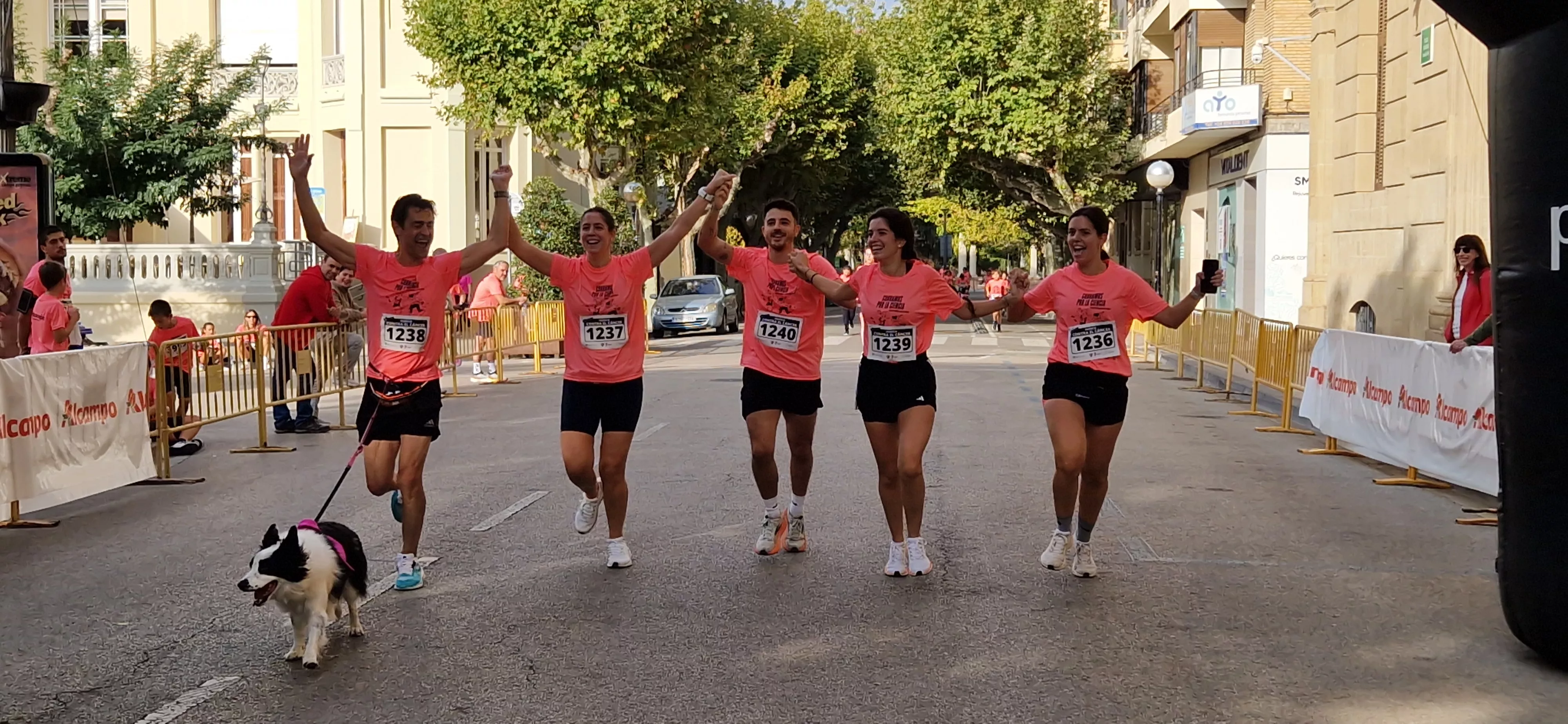 XI Carrera contra el Cáncer de Huesca. Foto Myriam Martínez