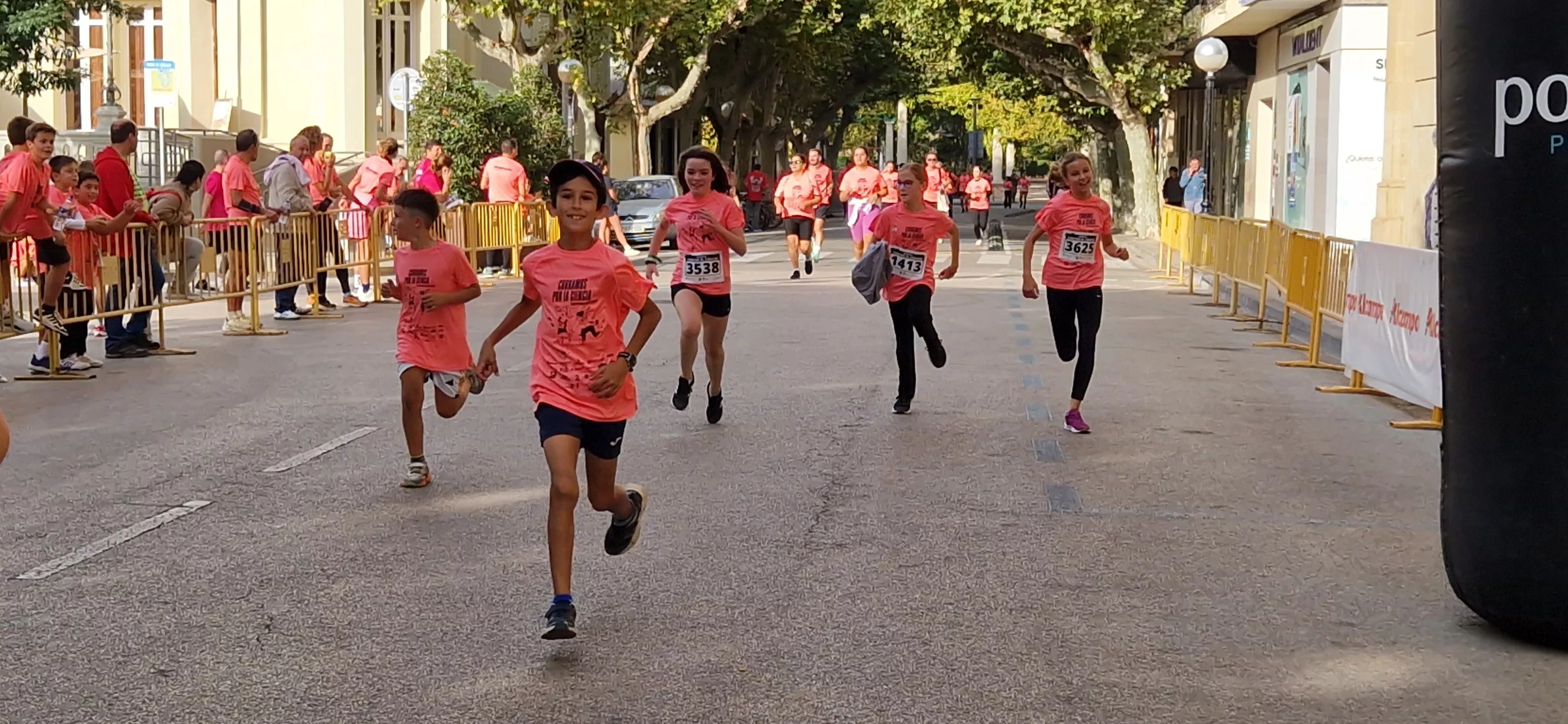 XI Carrera contra el Cáncer de Huesca. Foto Myriam Martínez