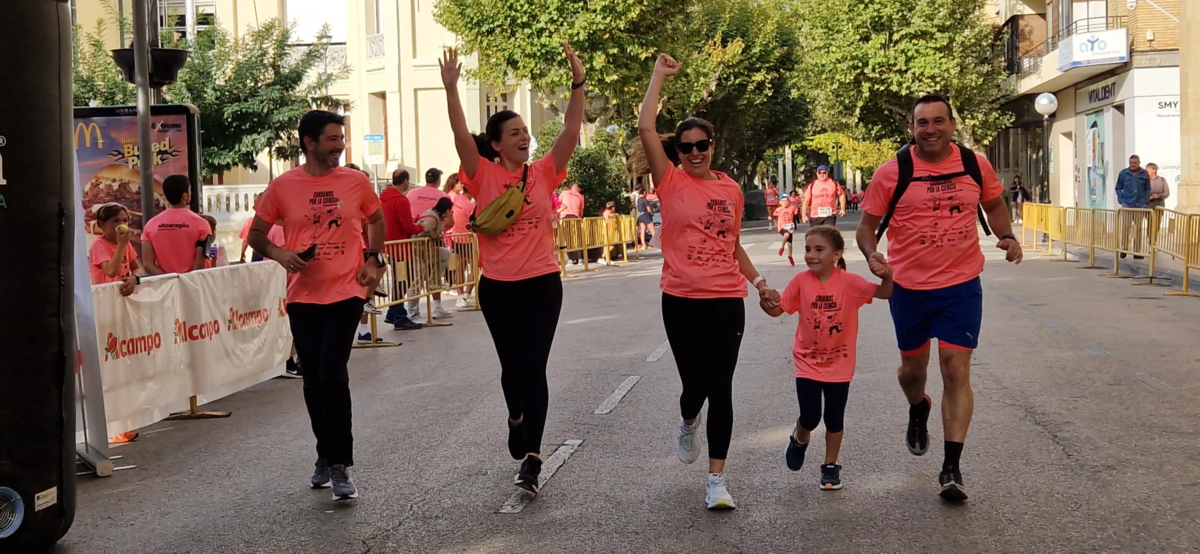 XI Carrera contra el Cáncer de Huesca. Foto Myriam Martínez