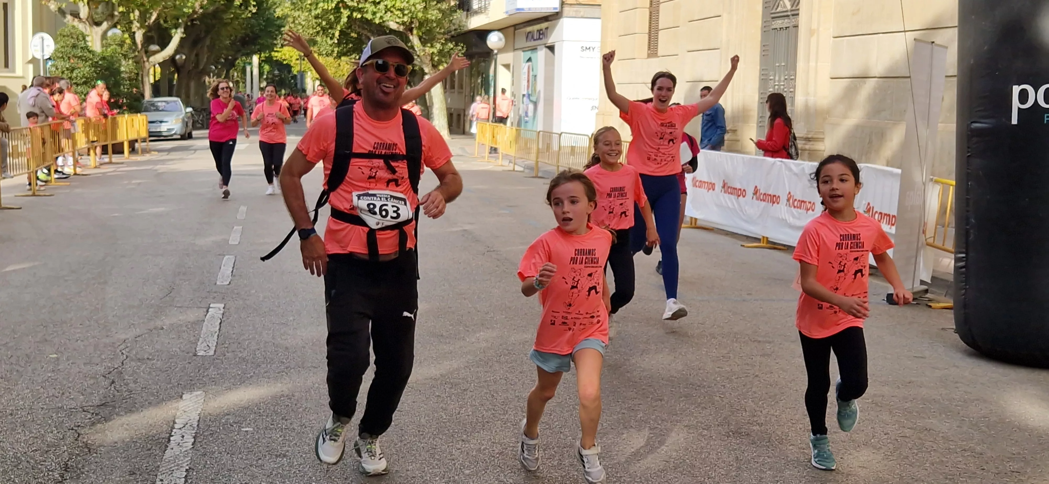 XI Carrera contra el Cáncer de Huesca. Foto Myriam Martínez