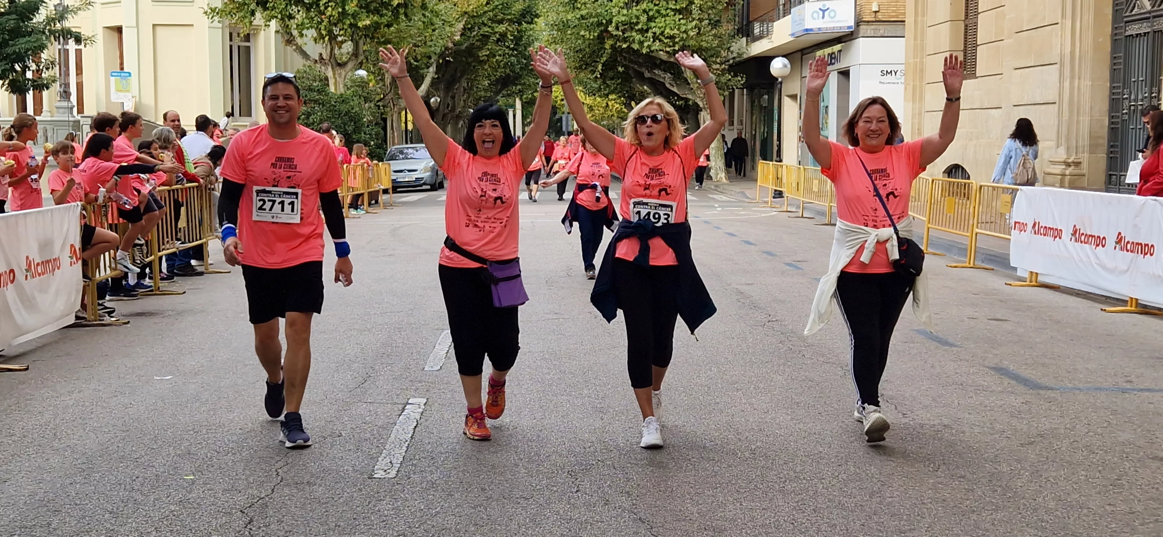 XI Carrera contra el Cáncer de Huesca. Foto Myriam Martínez