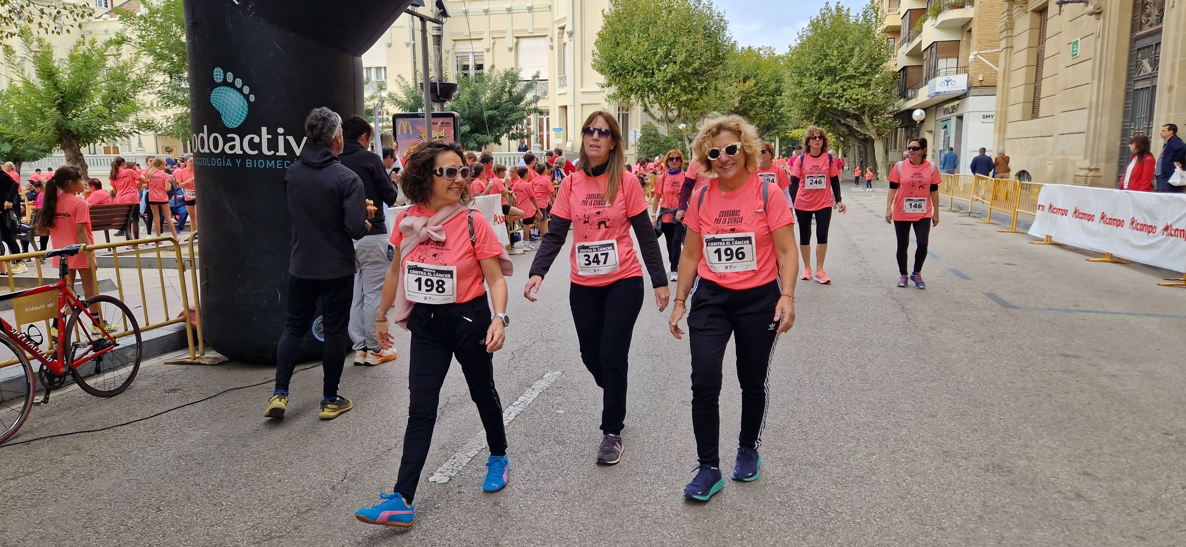 XI Carrera contra el Cáncer de Huesca. Foto Myriam Martínez