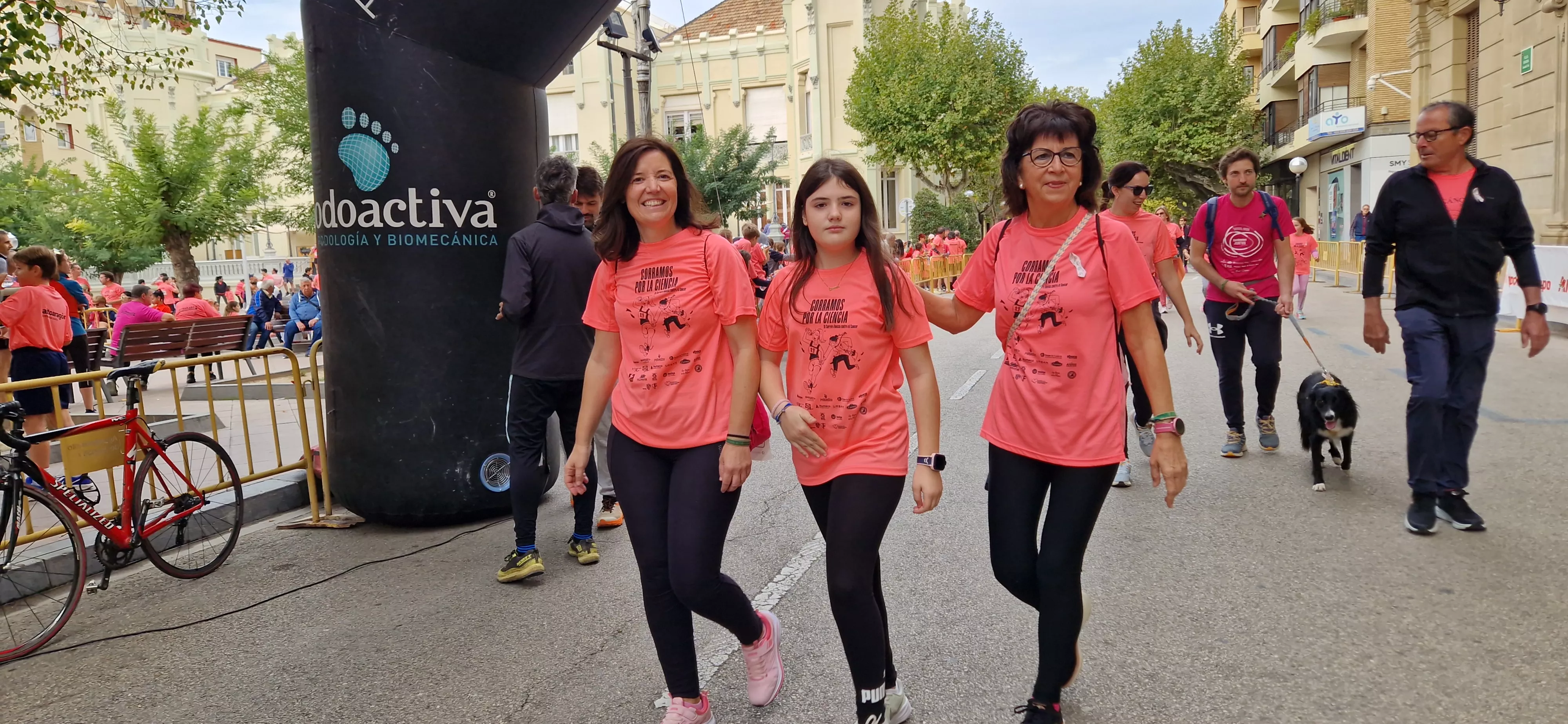 XI Carrera contra el Cáncer de Huesca. Foto Myriam Martínez