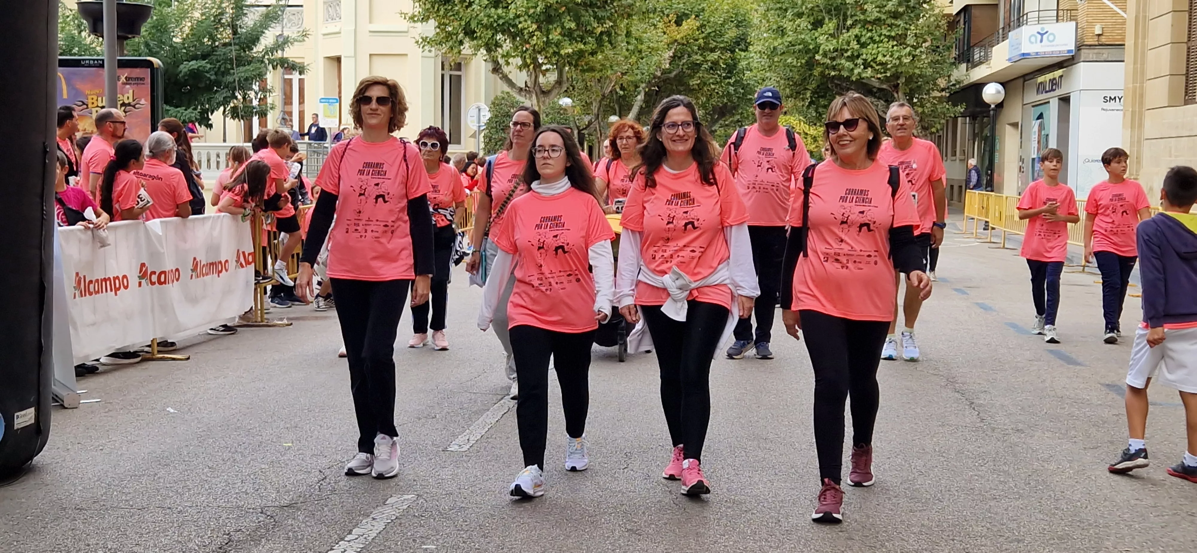 XI Carrera contra el Cáncer de Huesca. Foto Myriam Martínez