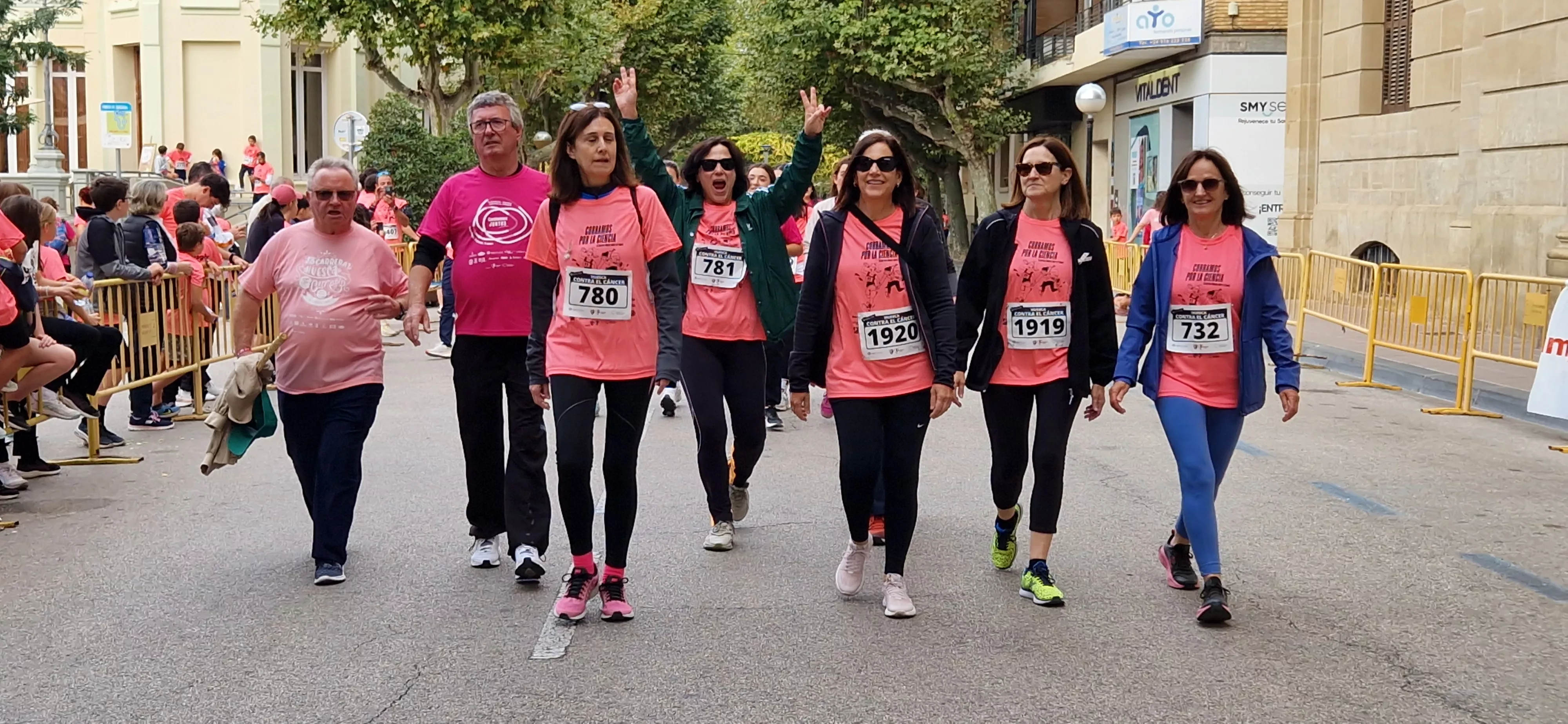 XI Carrera contra el Cáncer de Huesca. Foto Myriam Martínez
