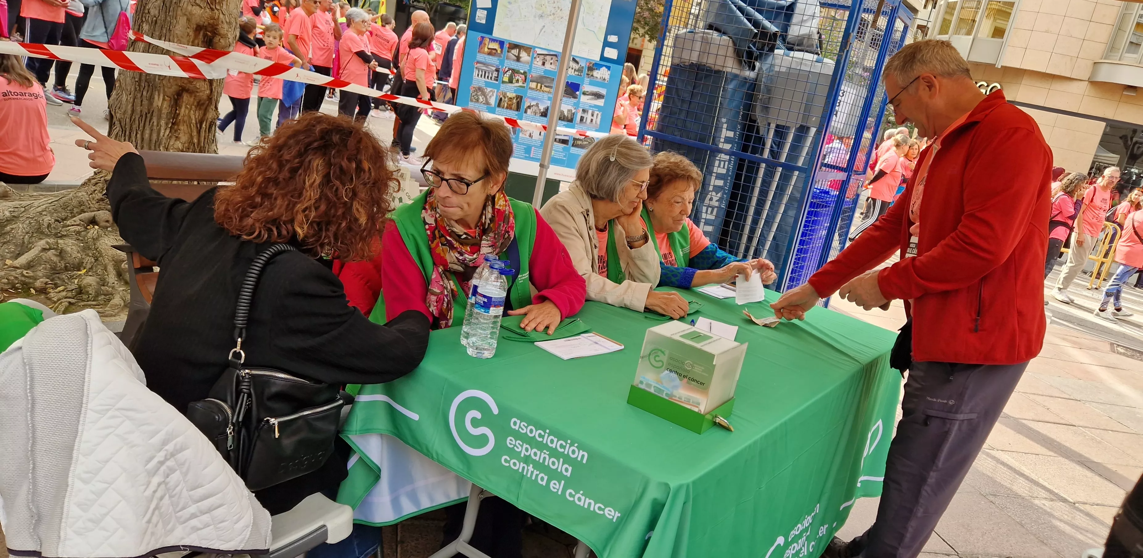 XI Carrera contra el Cáncer de Huesca. Foto Myriam Martínez