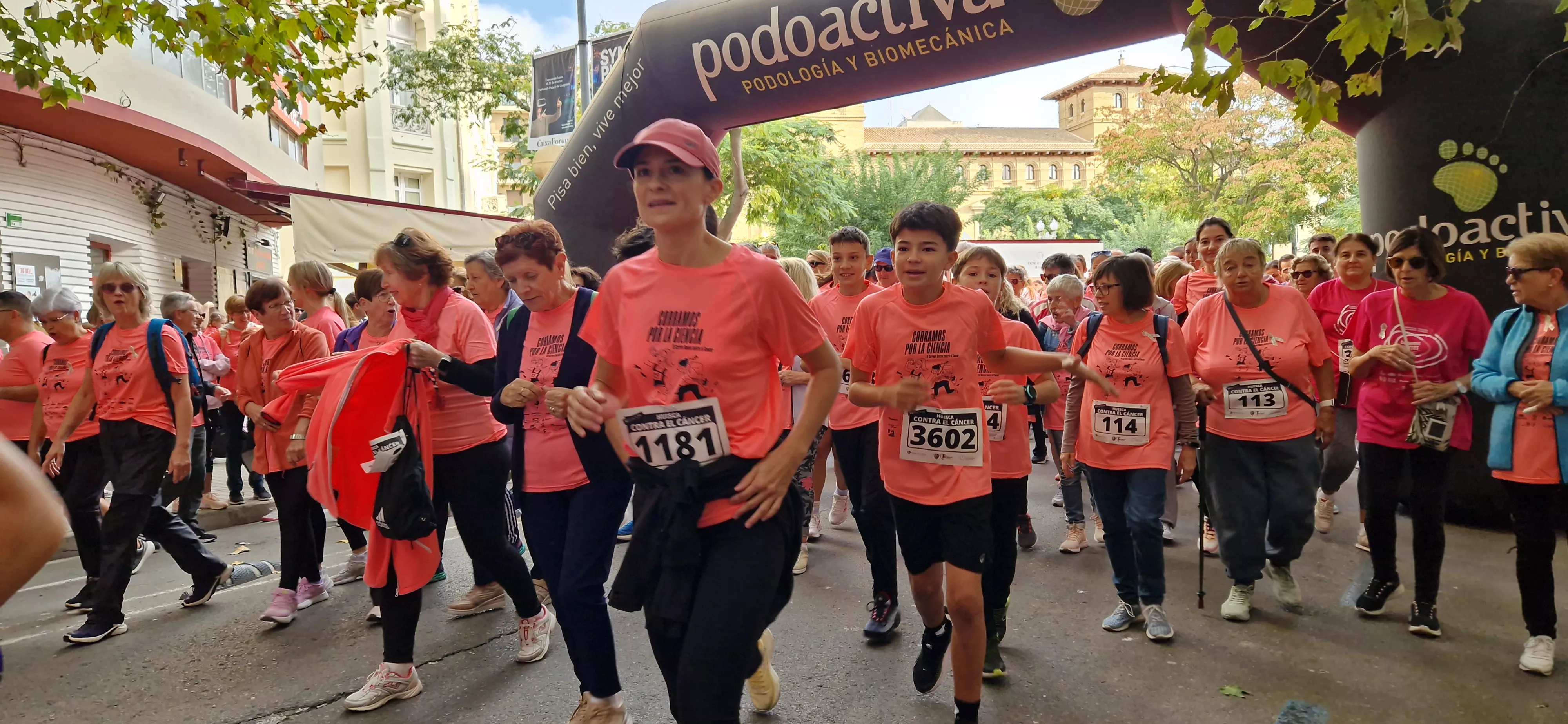XI Carrera contra el Cáncer de Huesca. Foto Myriam Martínez