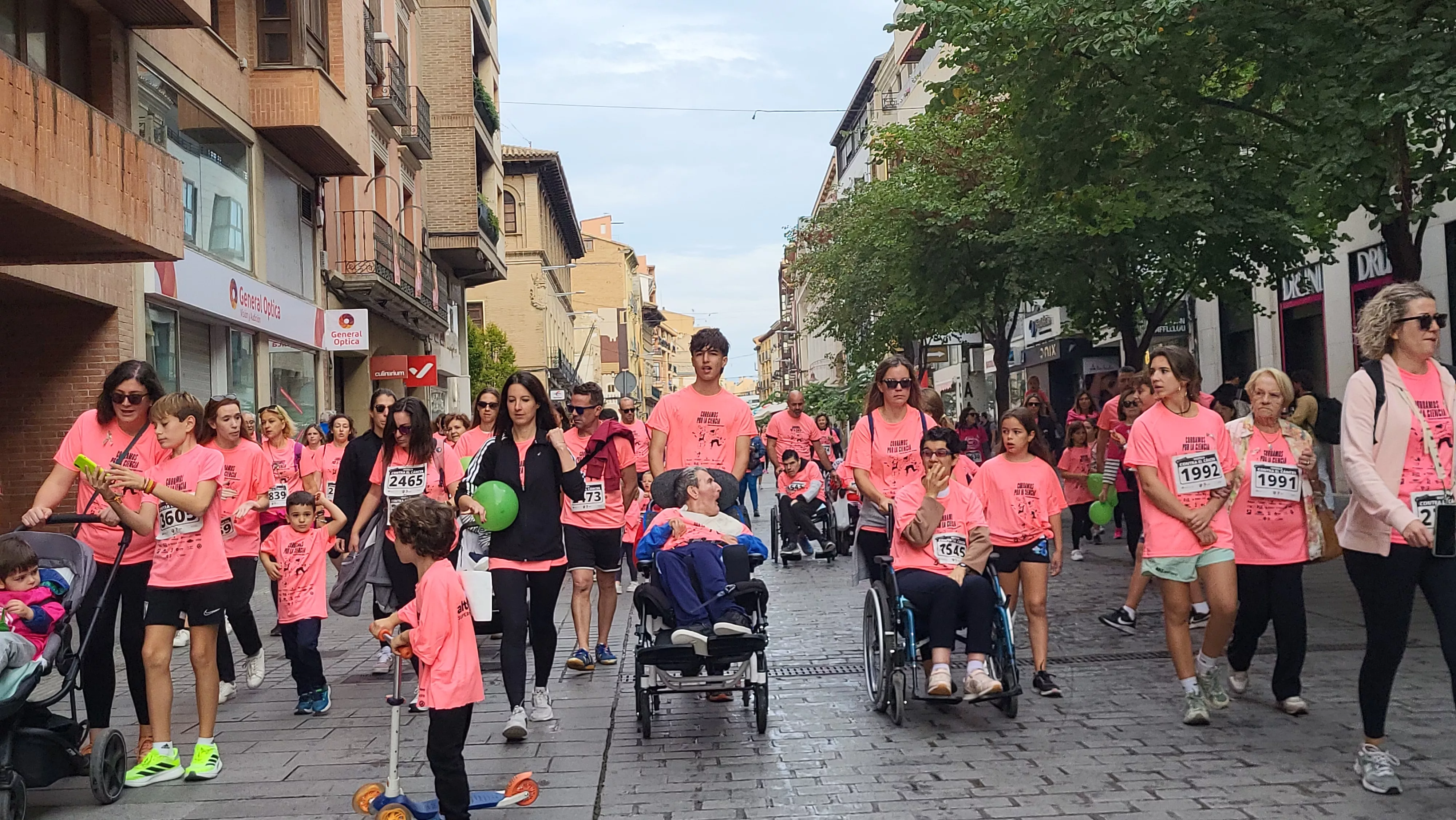 XI Carrera contra el Cáncer de Huesca. Foto Mercedes Manterola