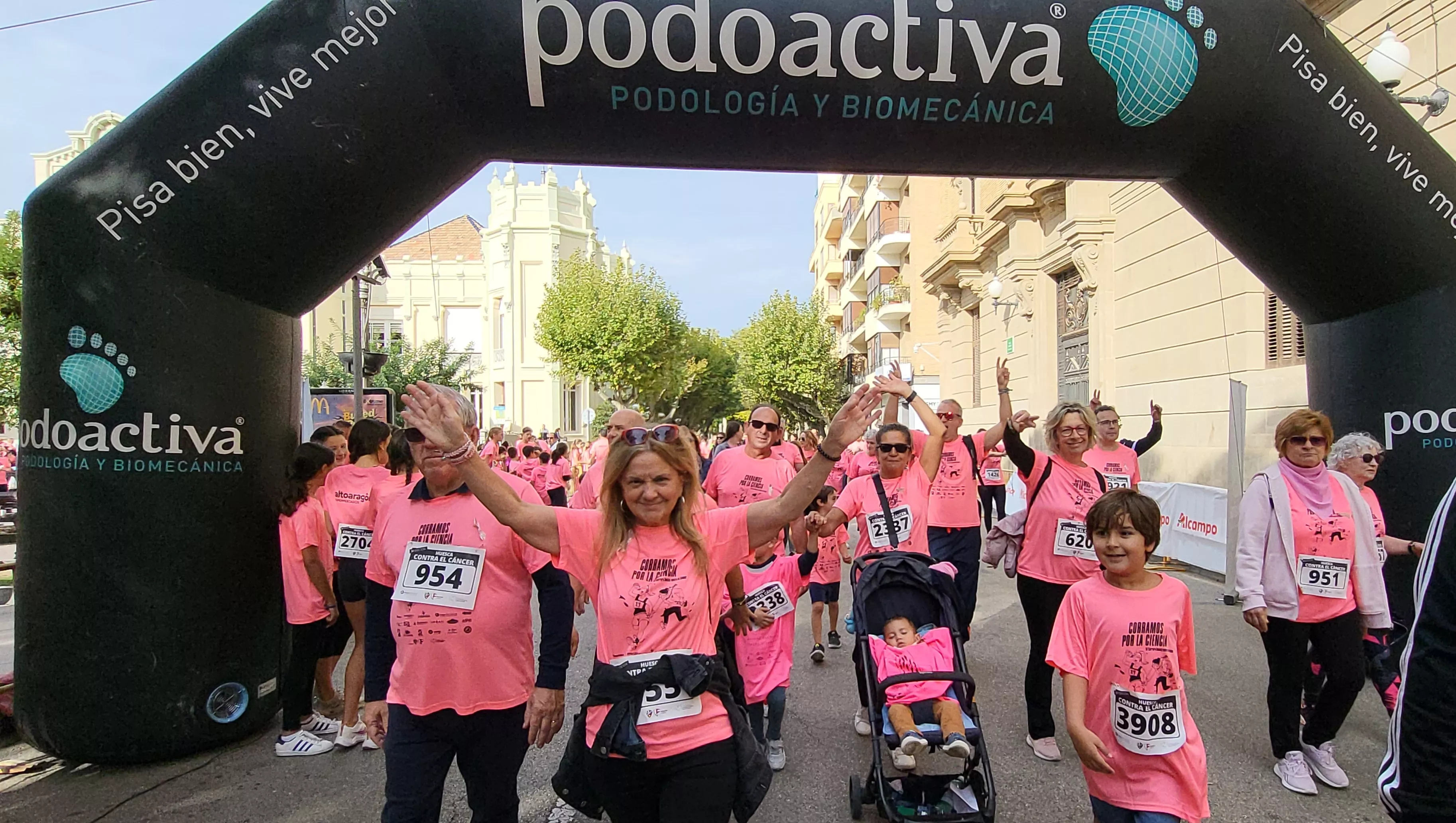 XI Carrera contra el Cáncer de Huesca. Foto Mercedes Manterola
