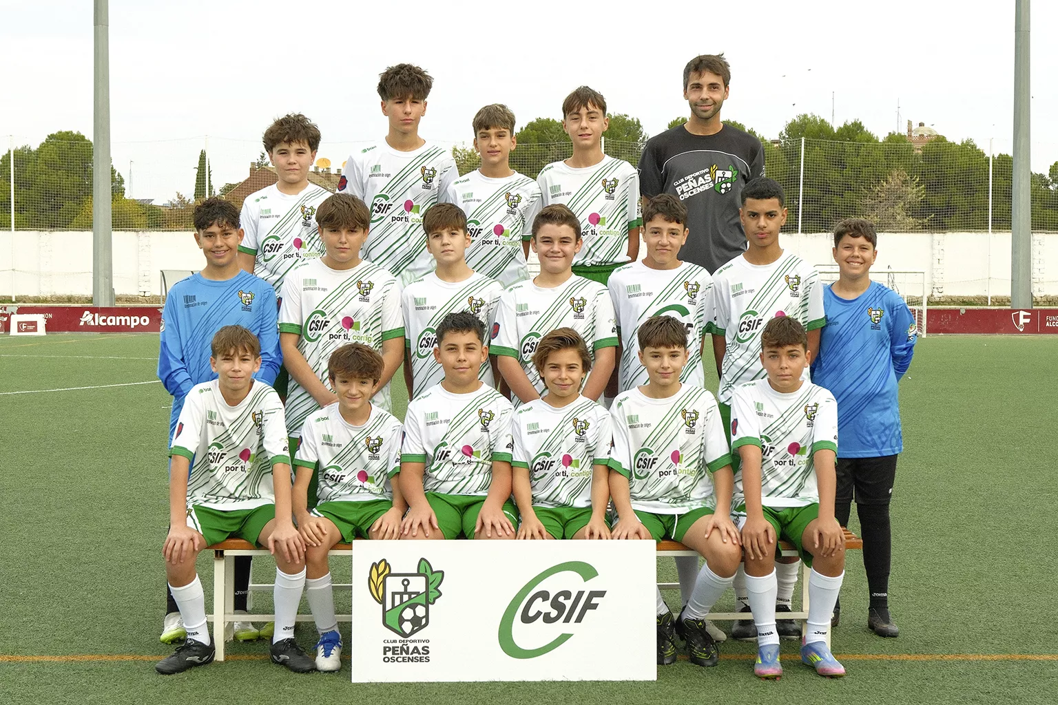 Imágenes de la presentación de la cantera del CD Peñas Oscenses. Foto: Alejandro Sanagustín