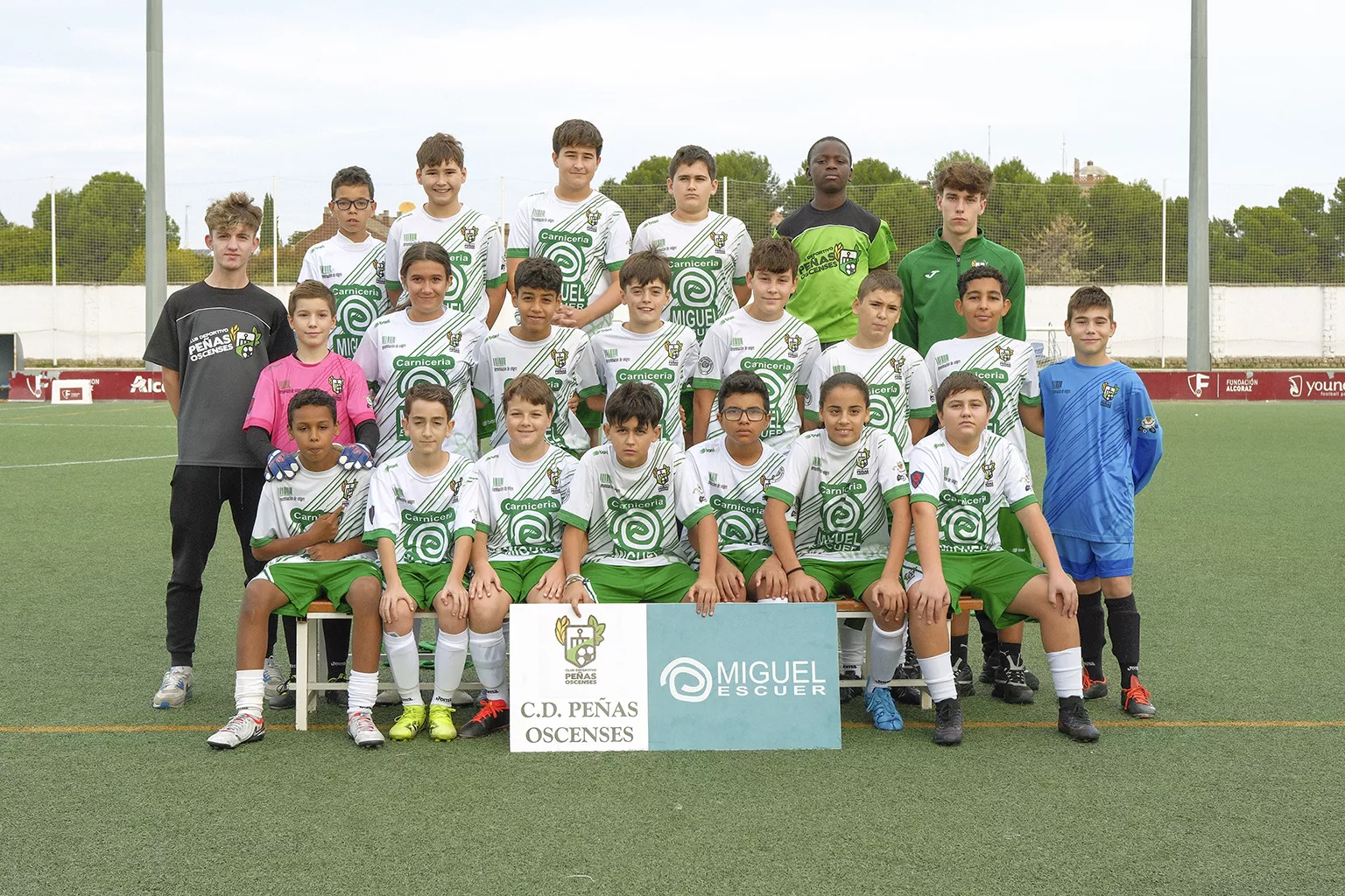 Imágenes de la presentación de la cantera del CD Peñas Oscenses. Foto: Alejandro Sanagustín