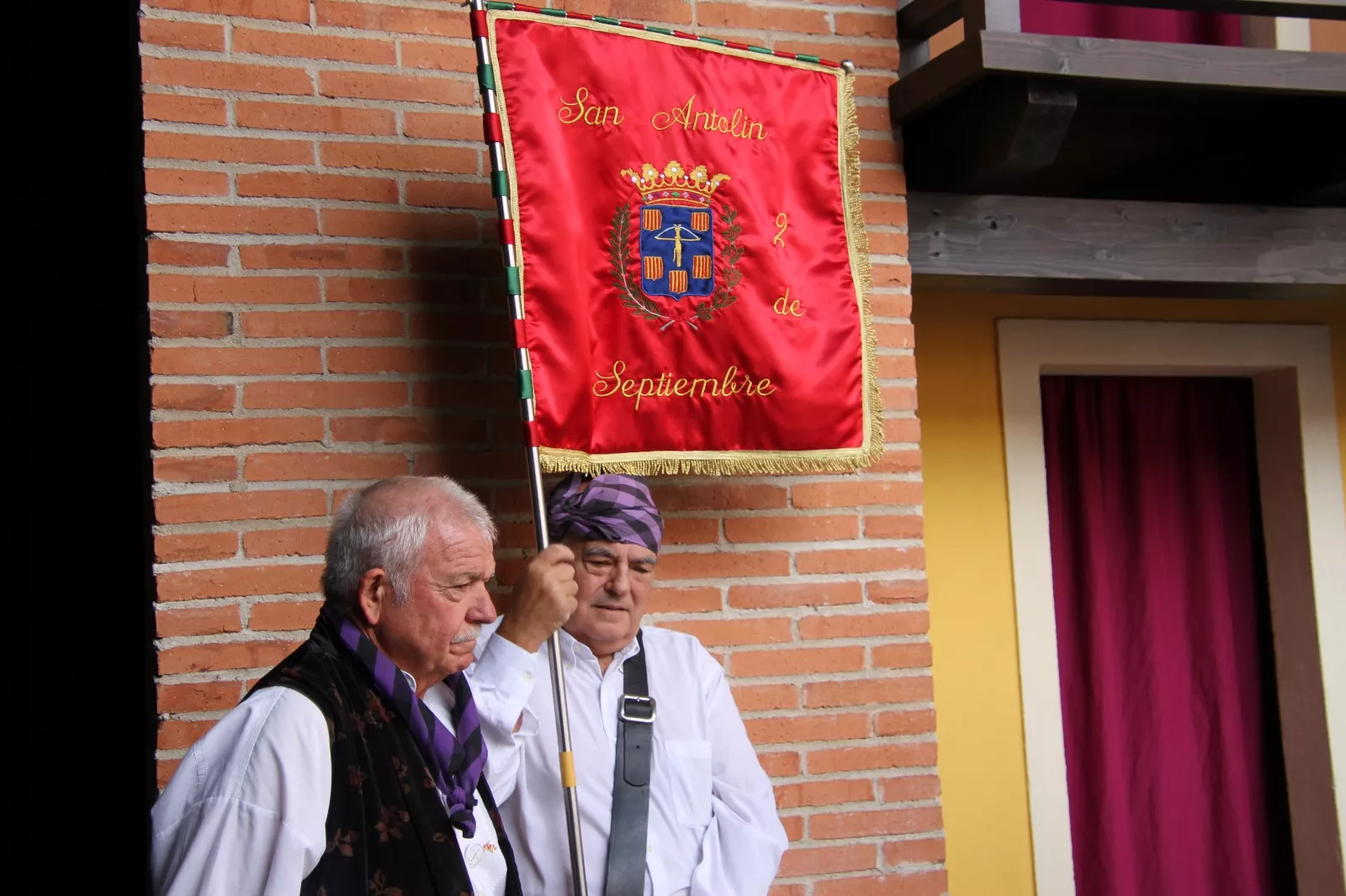 Dances de Los Monegros en Robres. Foto Carlos Neofato