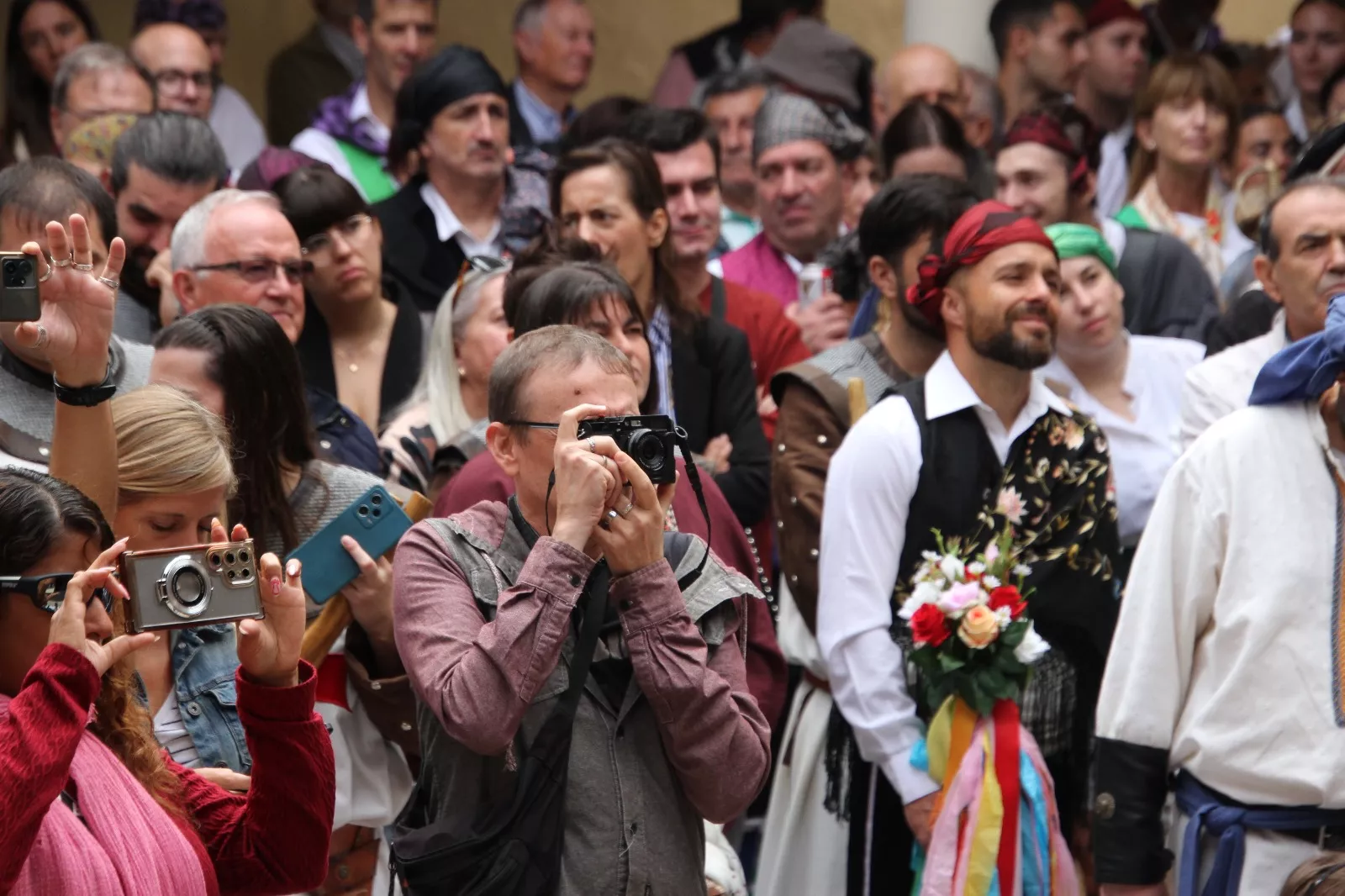 Dances de Los Monegros en Robres. Foto Carlos Neofato