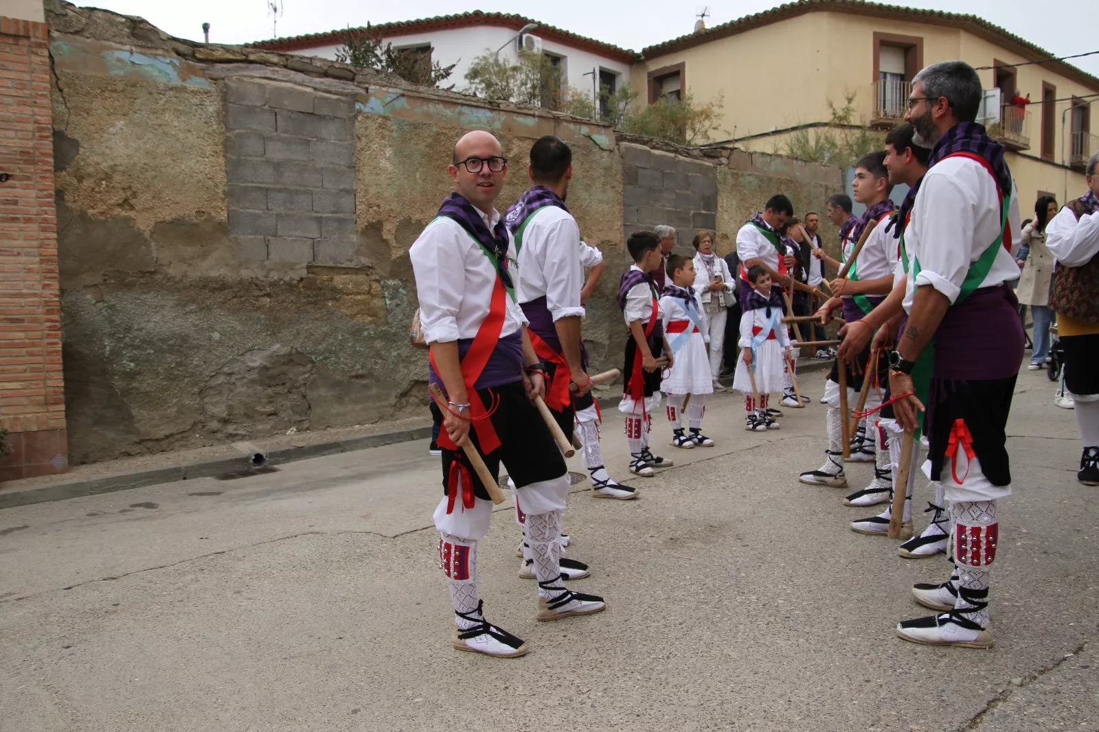 Dances de Los Monegros en Robres. Foto Carlos Neofato
