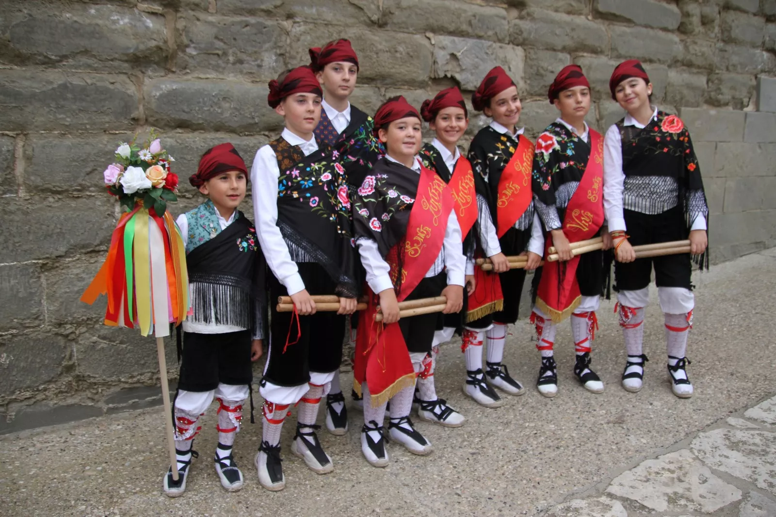 Dances de Los Monegros en Robres. Foto Carlos Neofato