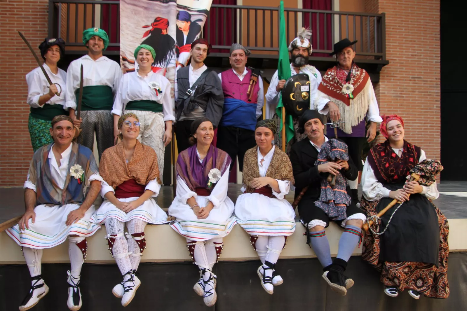 Dances de Los Monegros en Robres. Foto Carlos Neofato