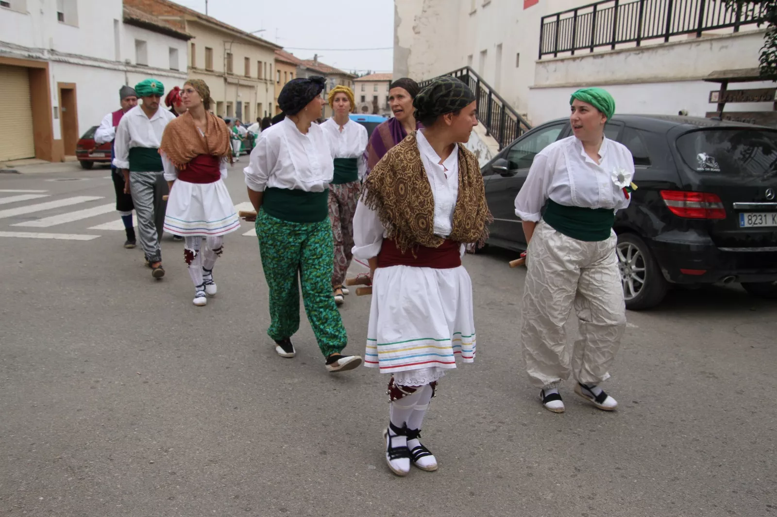 Dances de Los Monegros en Robres. Foto Carlos Neofato