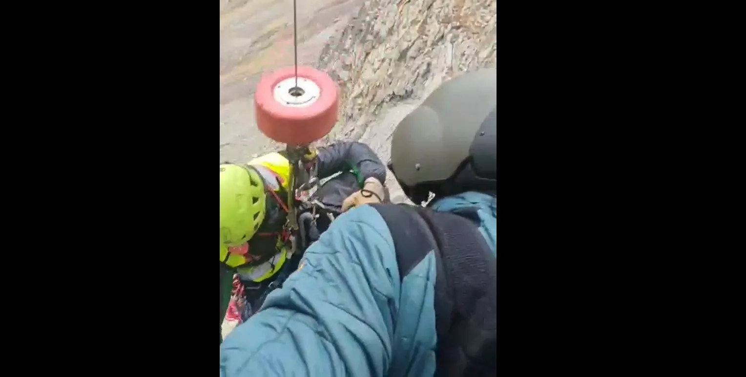 Fallece una joven de Pamplona tras sufrir una caída en el Pico de las Neveras en Panticosa.