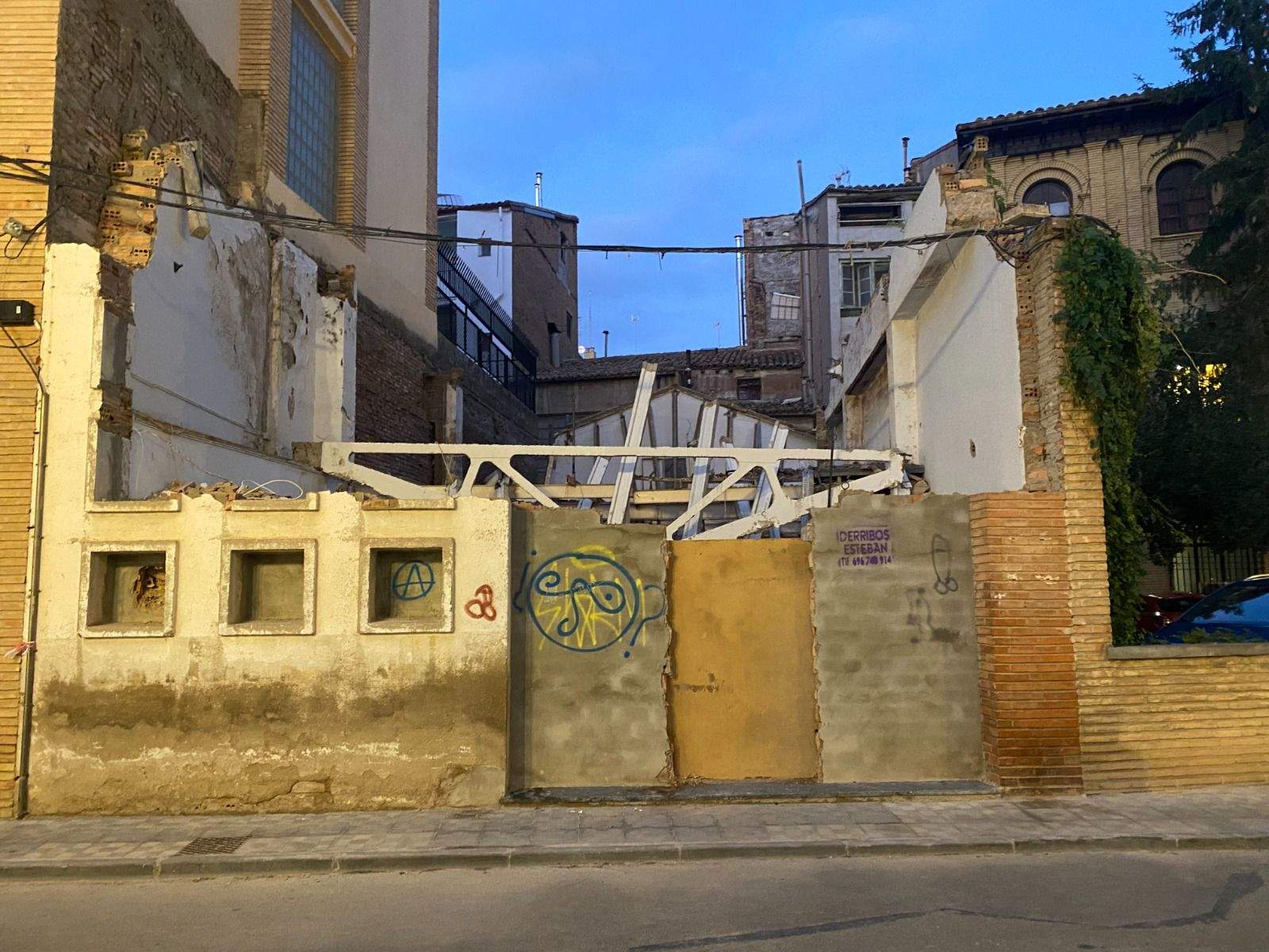 Calle Loreto, donde estaba la antigua galería. El binomio espacio tiempo