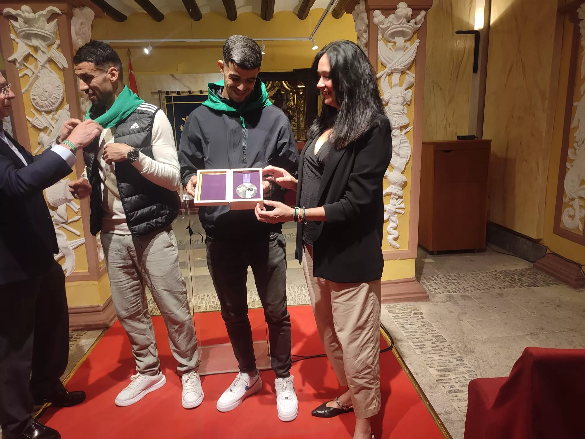 Recepción del Ayuntamiento a Djamel Sedjati